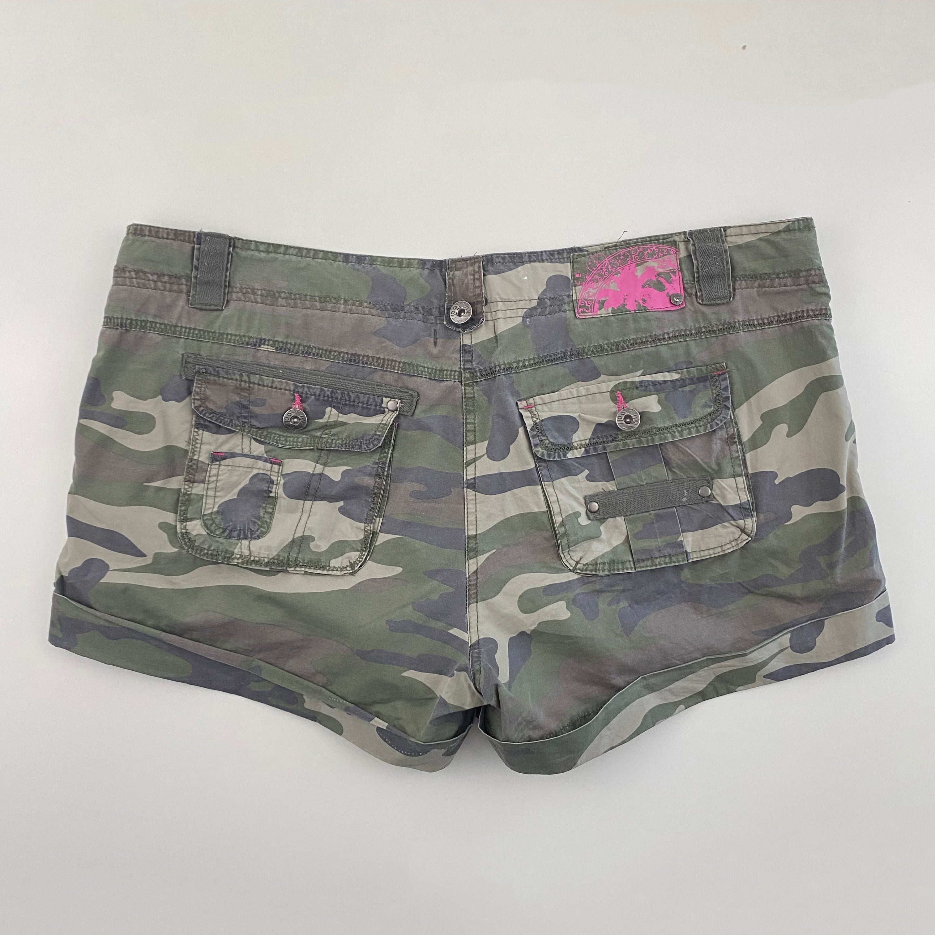Camo Cargo Shorts - Size 18