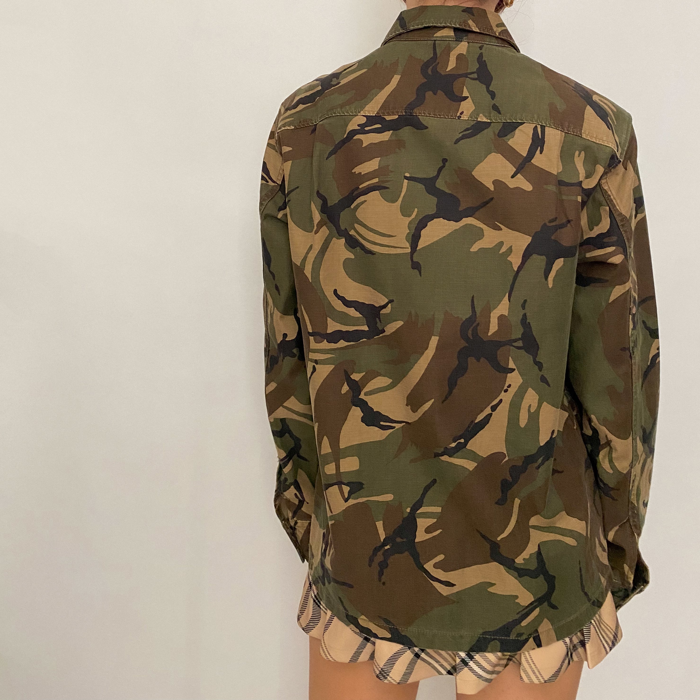 camo zip jacket - size s
