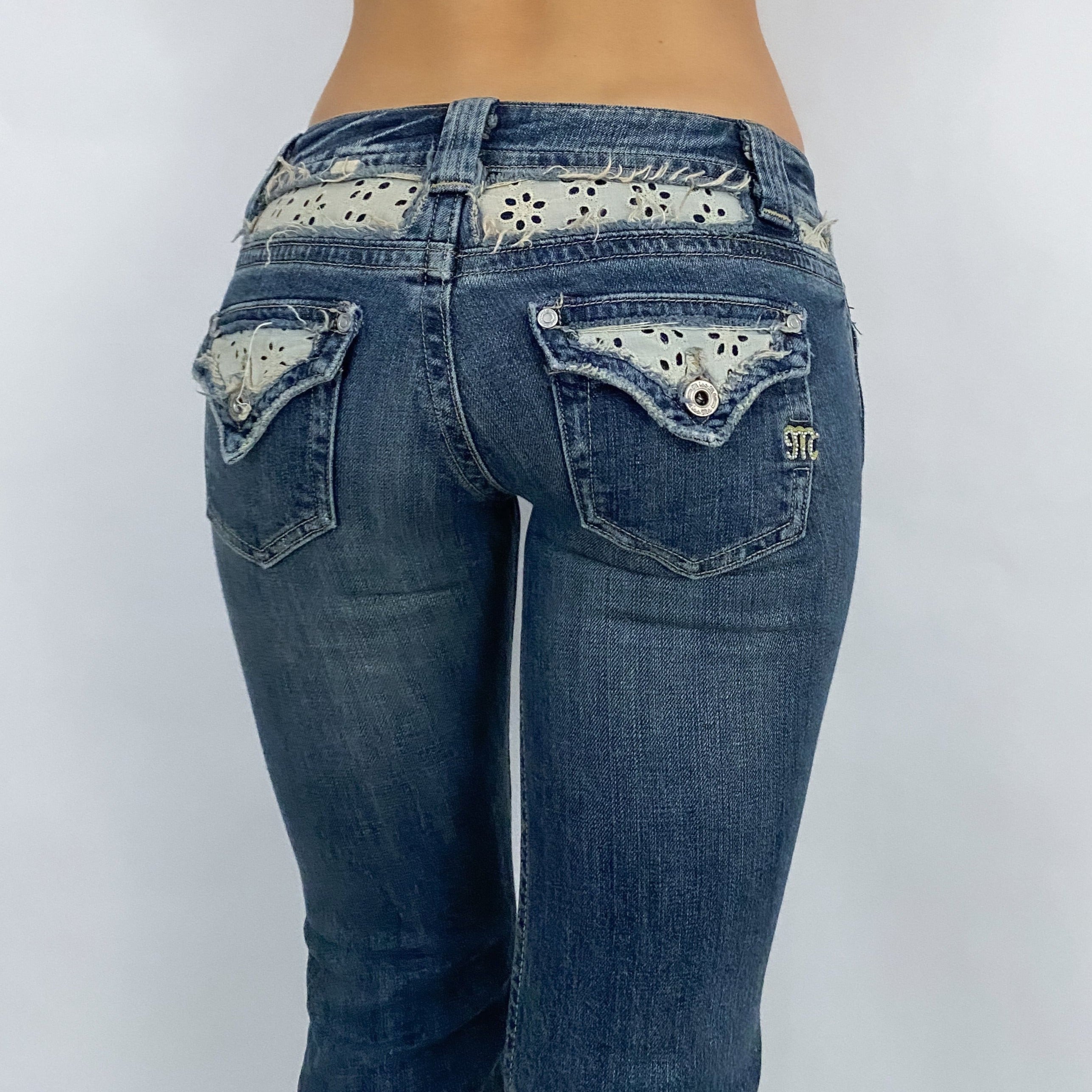 Miss Me Eyelet Jeans - XS/25