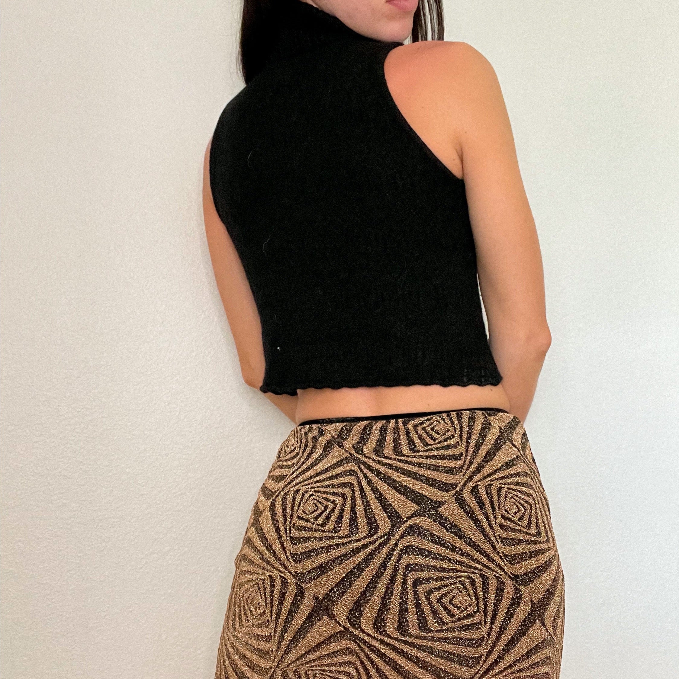 Black Cropped Turtleneck Tank