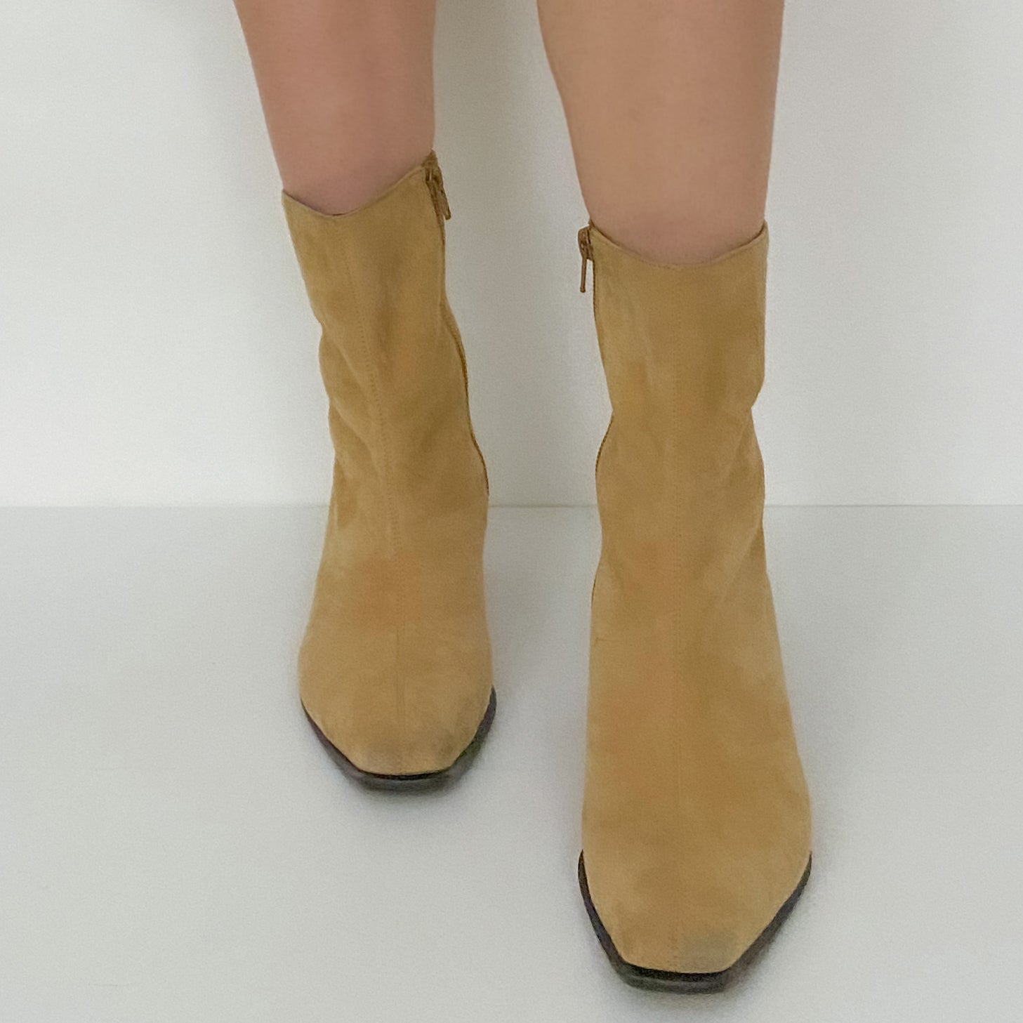 Vintage Tan Suede Boots