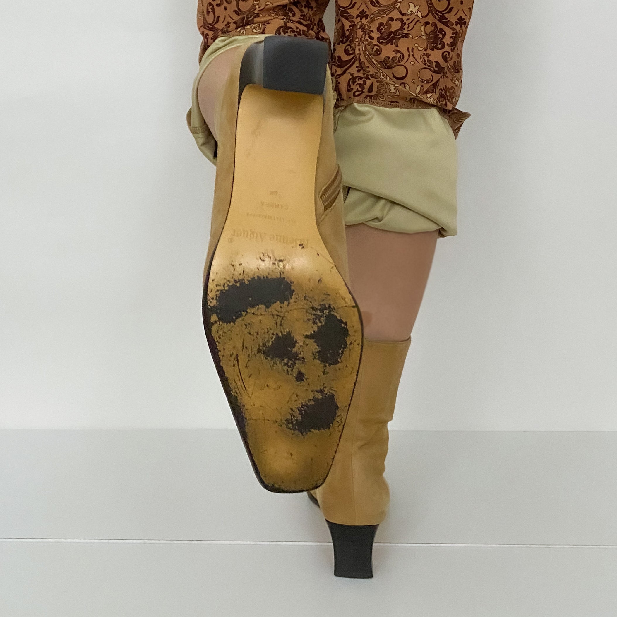 Vintage Tan Suede Boots