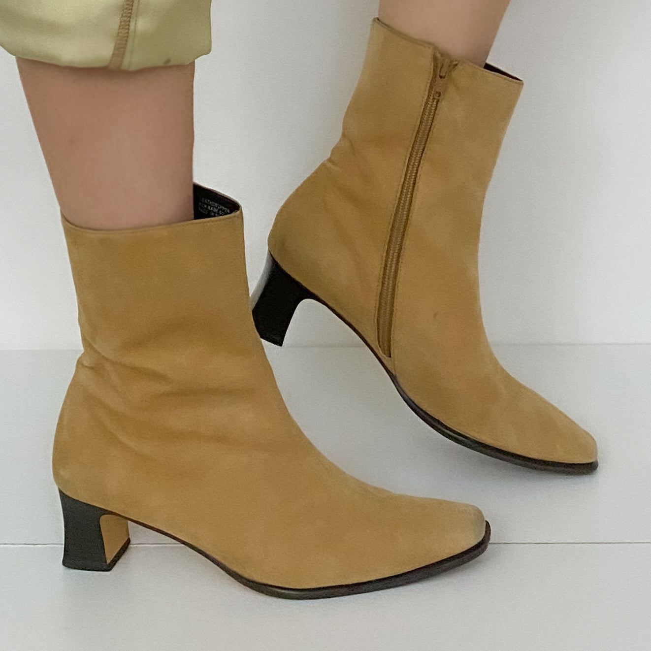 Vintage Tan Suede Boots