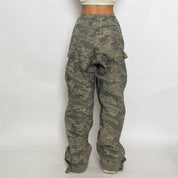camo bungee nylon pants - medium