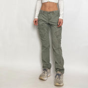 low rise cargos - size 4