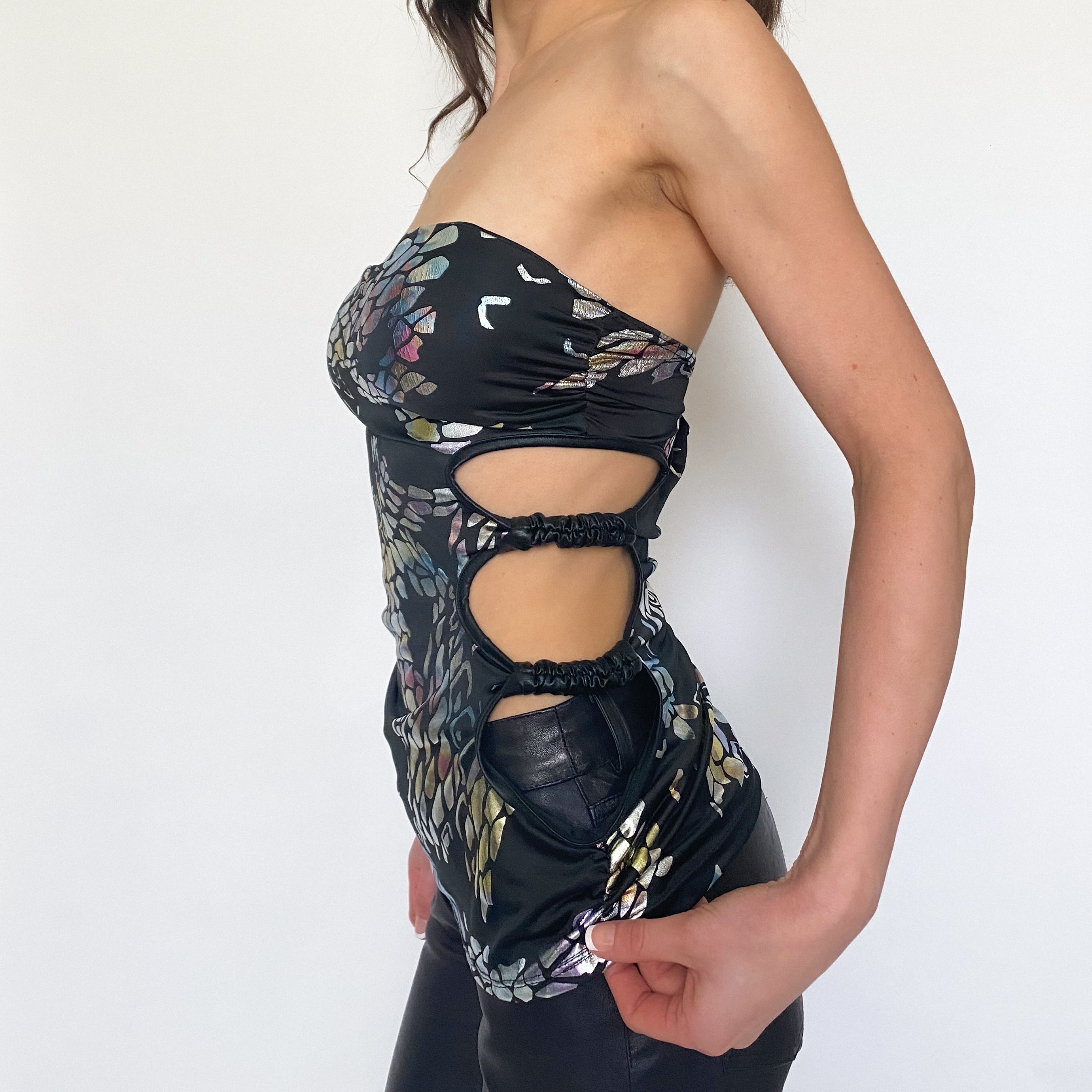 y2k cut out top - medium