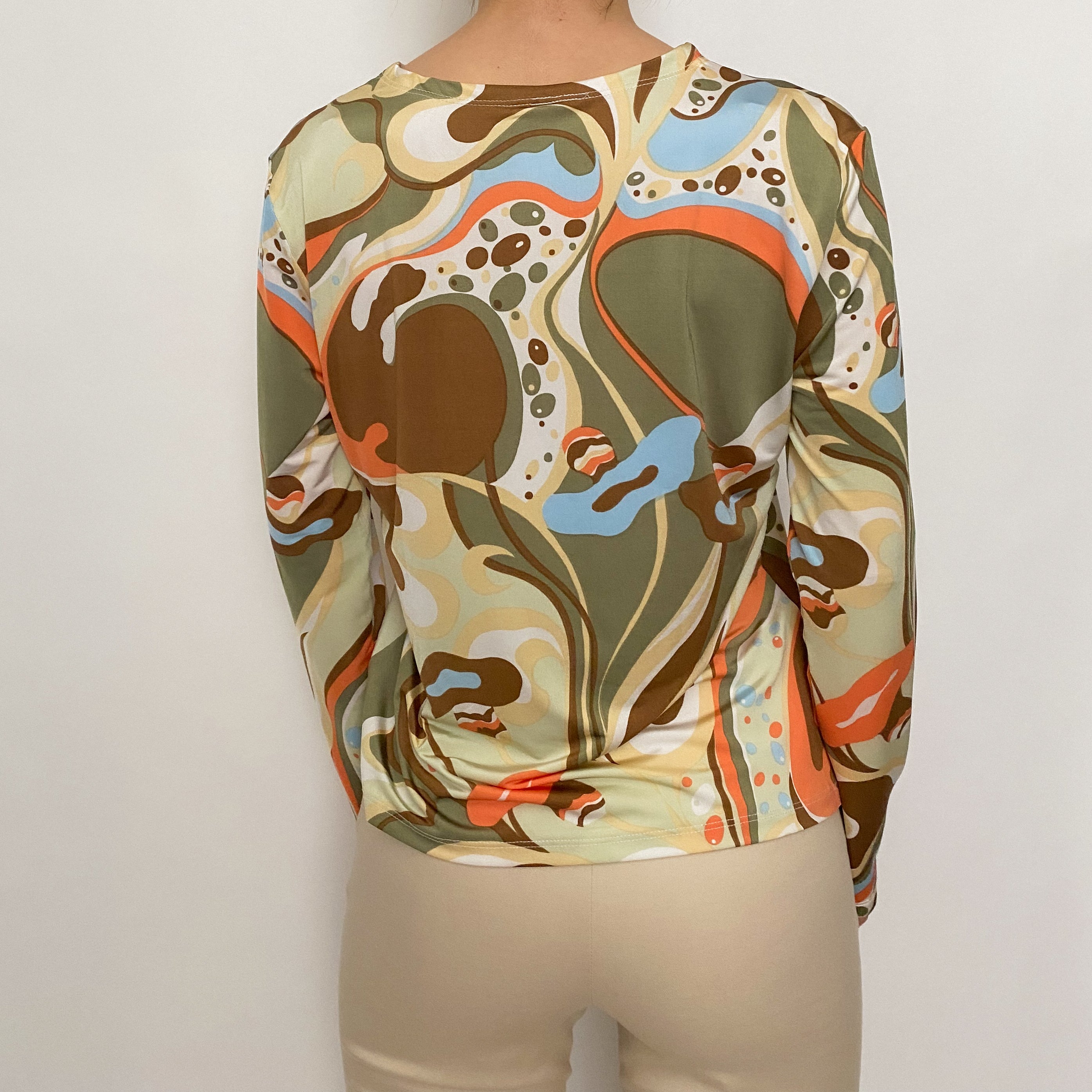 groovy abstract longsleeve - size m