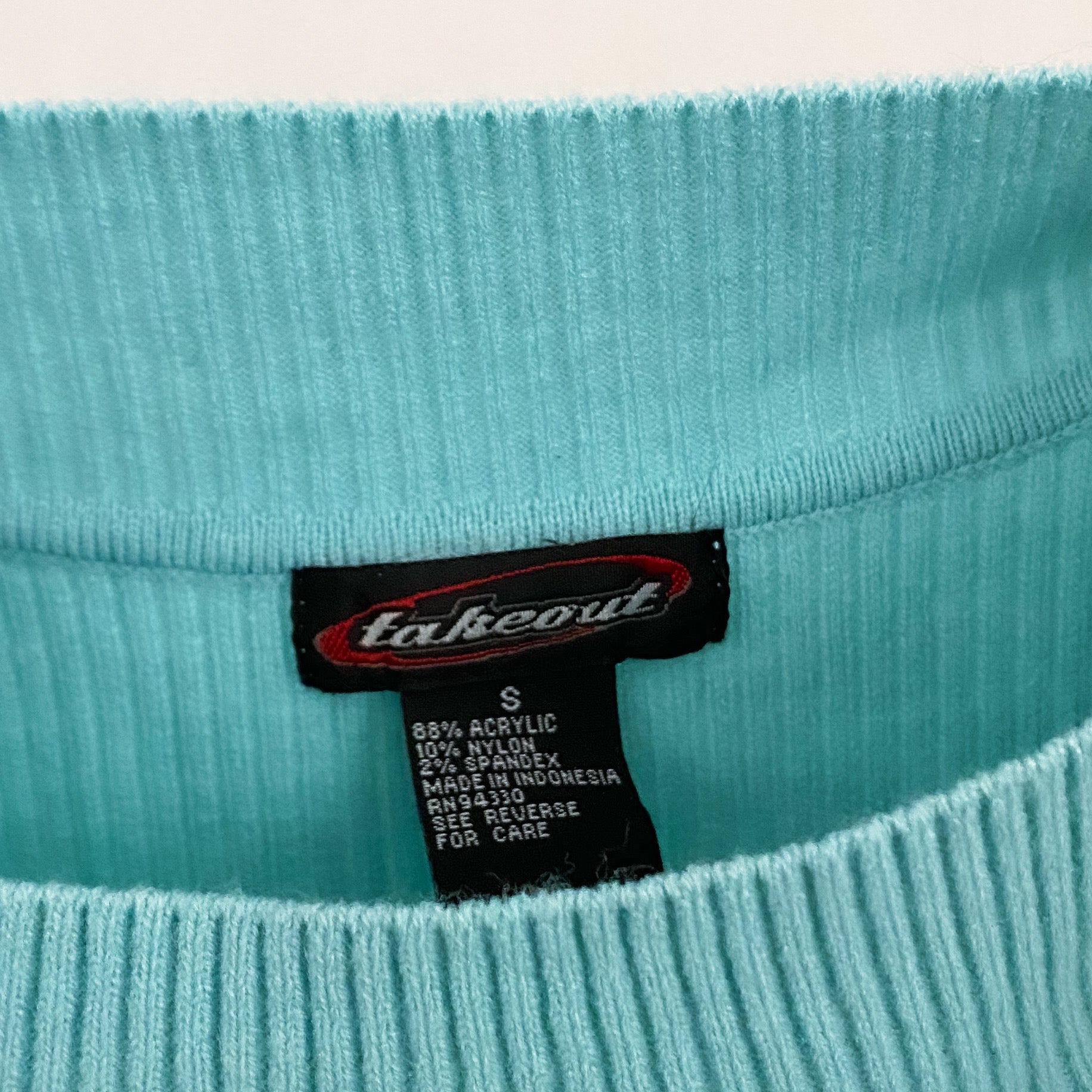 Y2K Off the Shoulder Knit