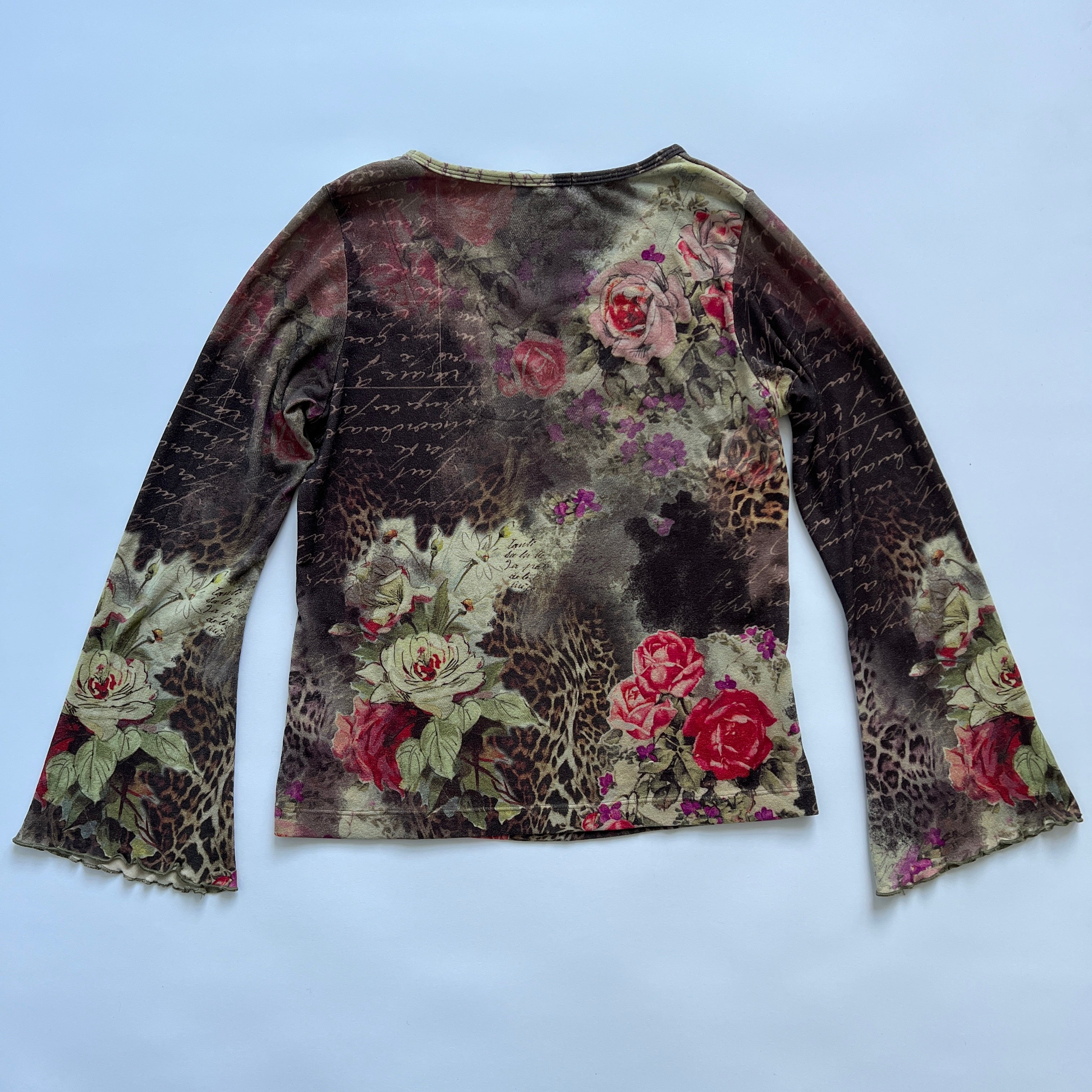 Y2K graphic bell sleeve knit
