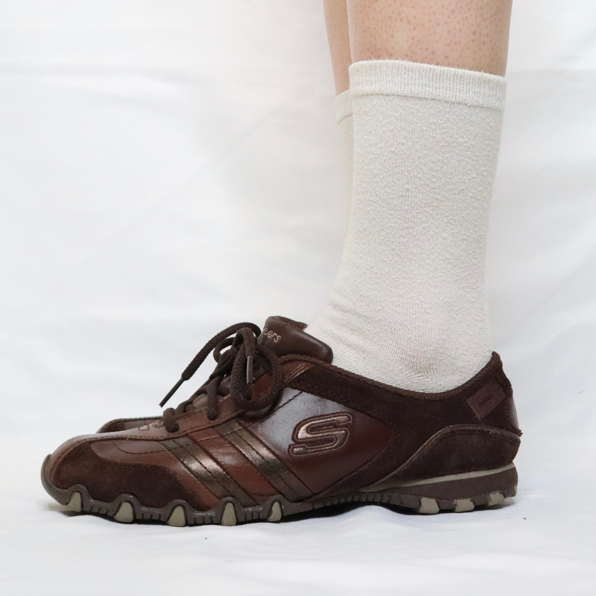 Brown Skechers Sneakers (6.5 US)