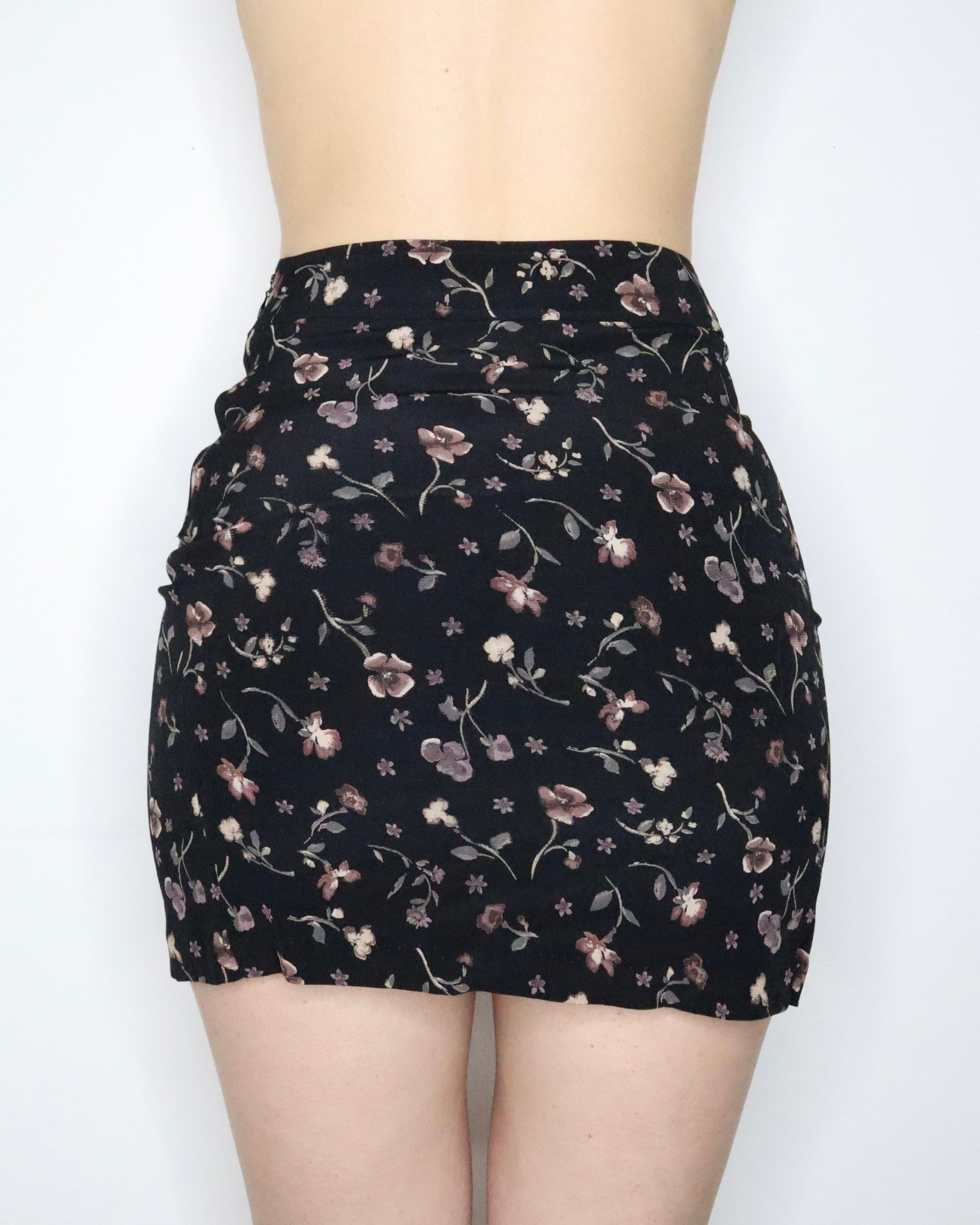 Black Floral Mini Skirt (XS)