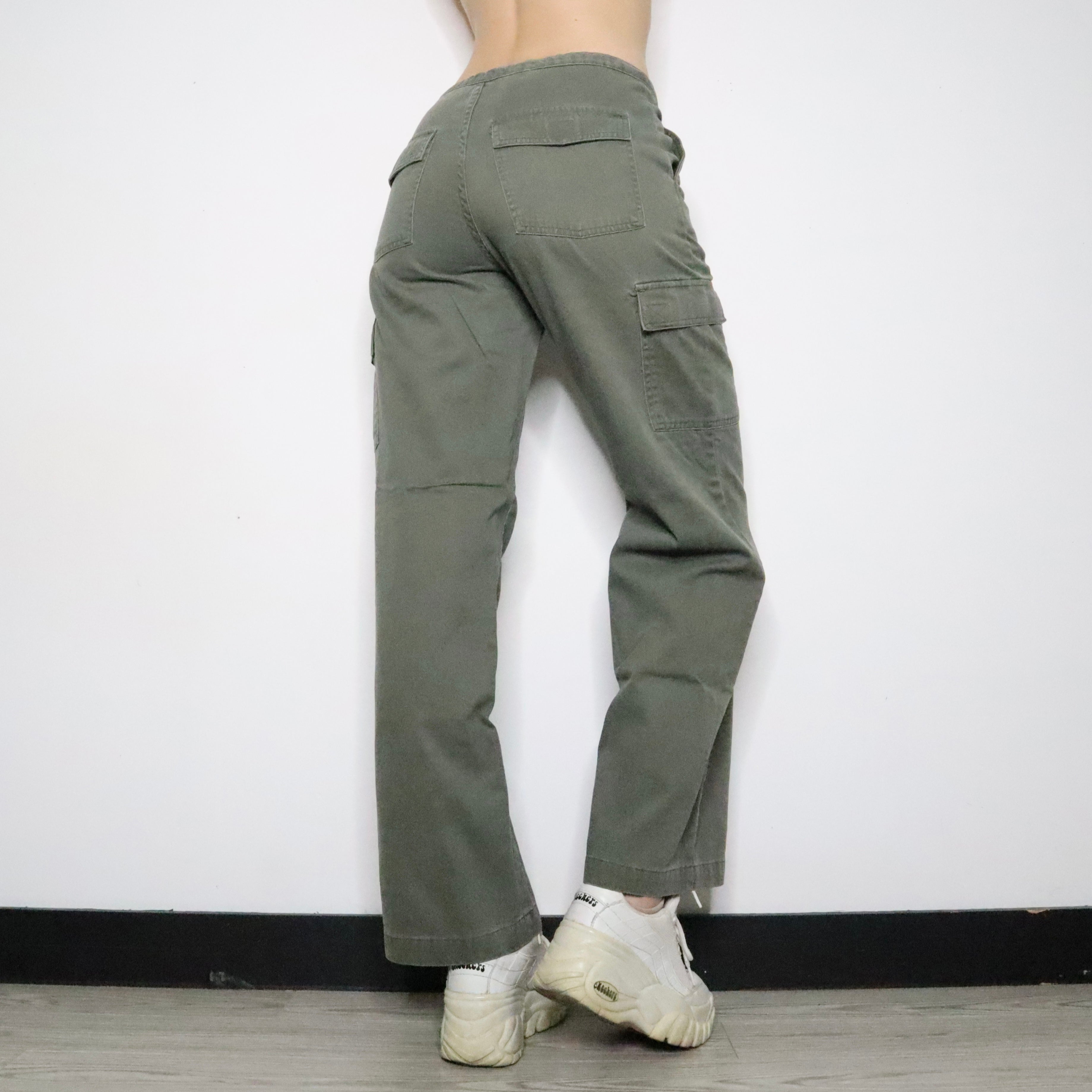 Levi's Green Cargo Pants (S-M)