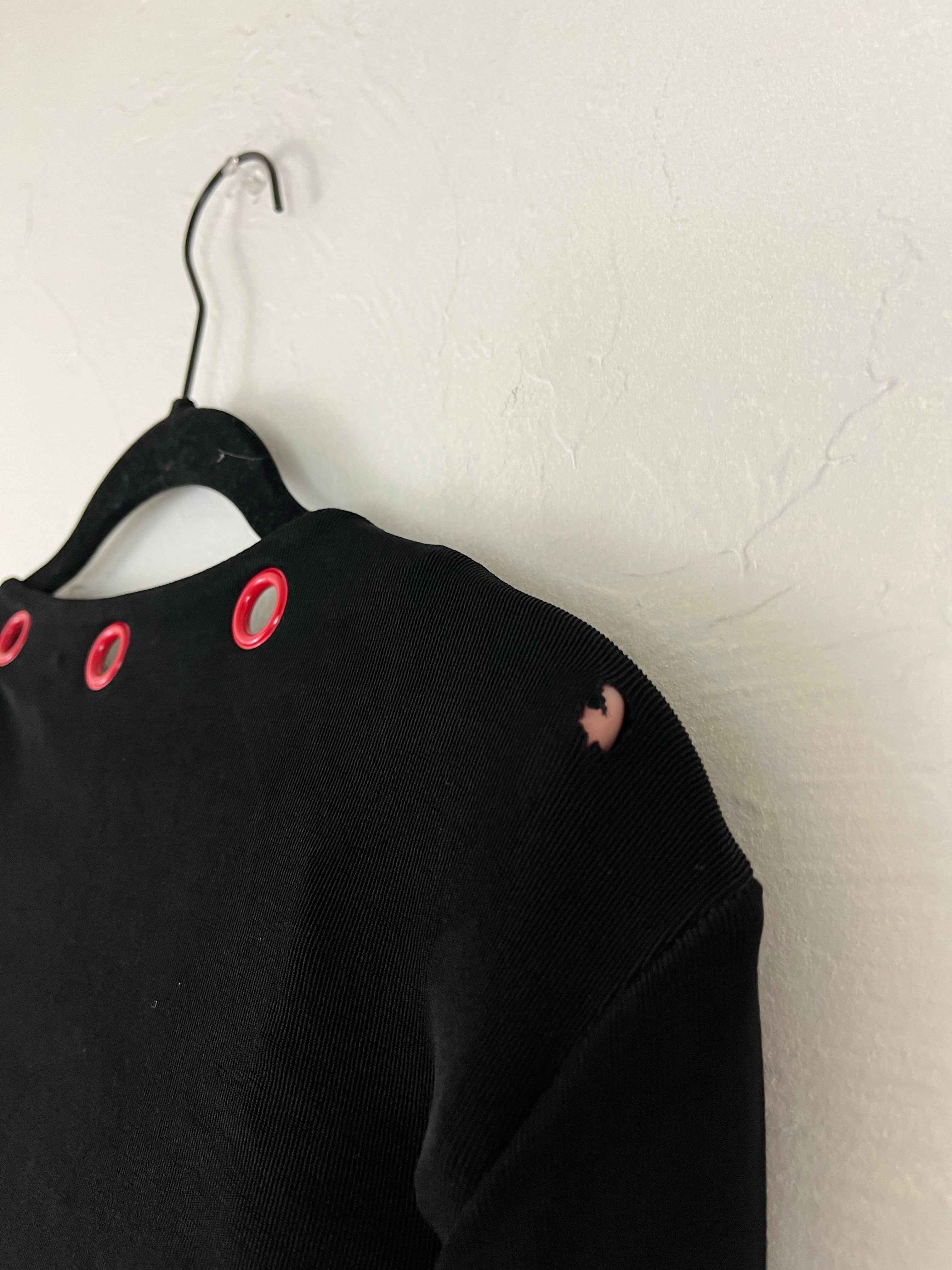 Slinky brand top