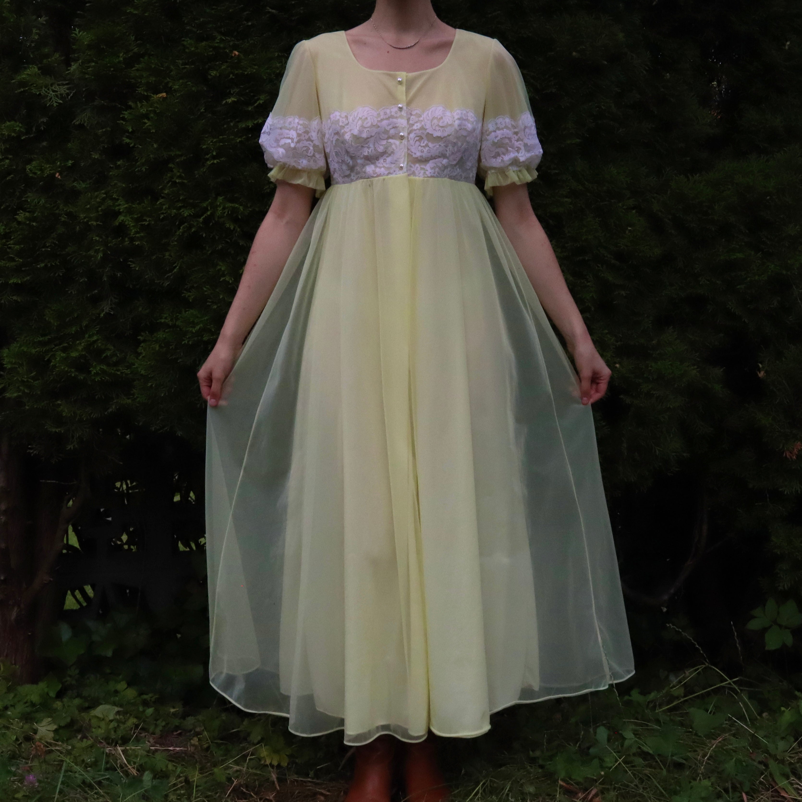 Pastel Yellow Peignoir Robe (Medium)