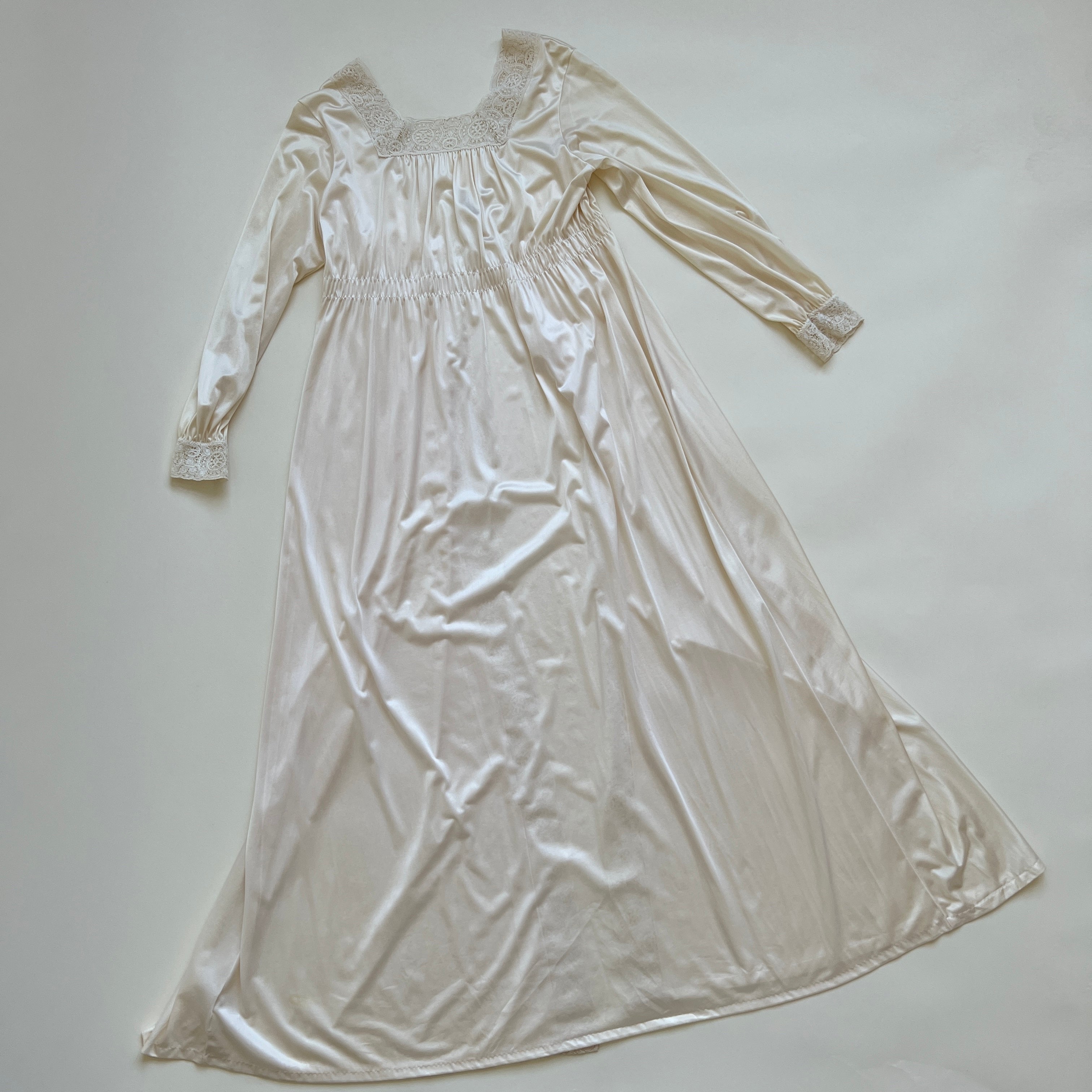 Vintage ivory satin robe