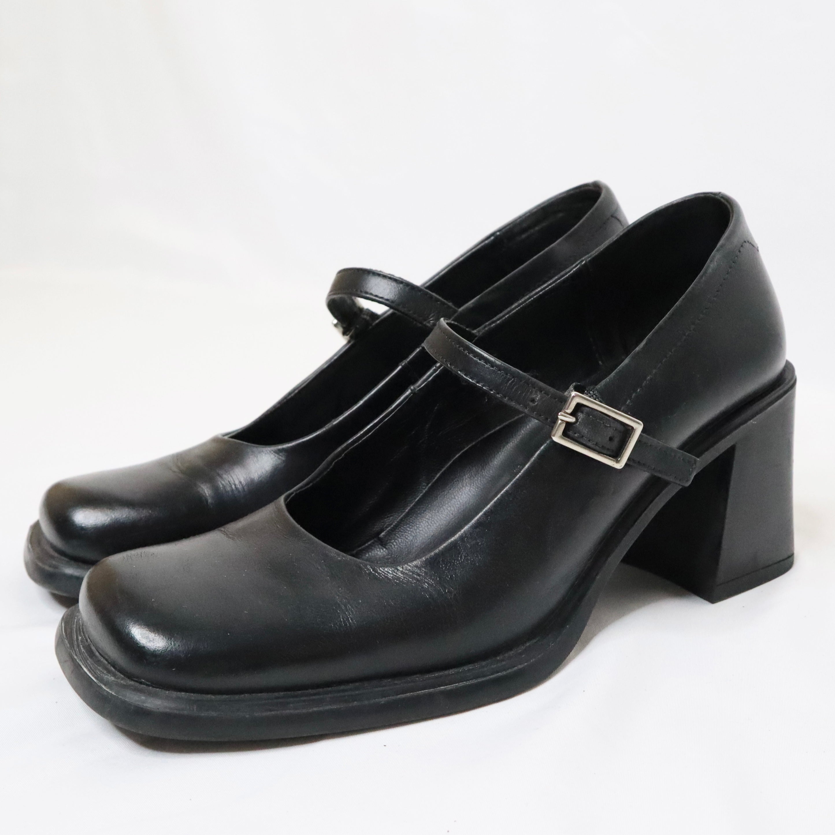 Italian Mary Jane Shoes (6 US/37 EU)