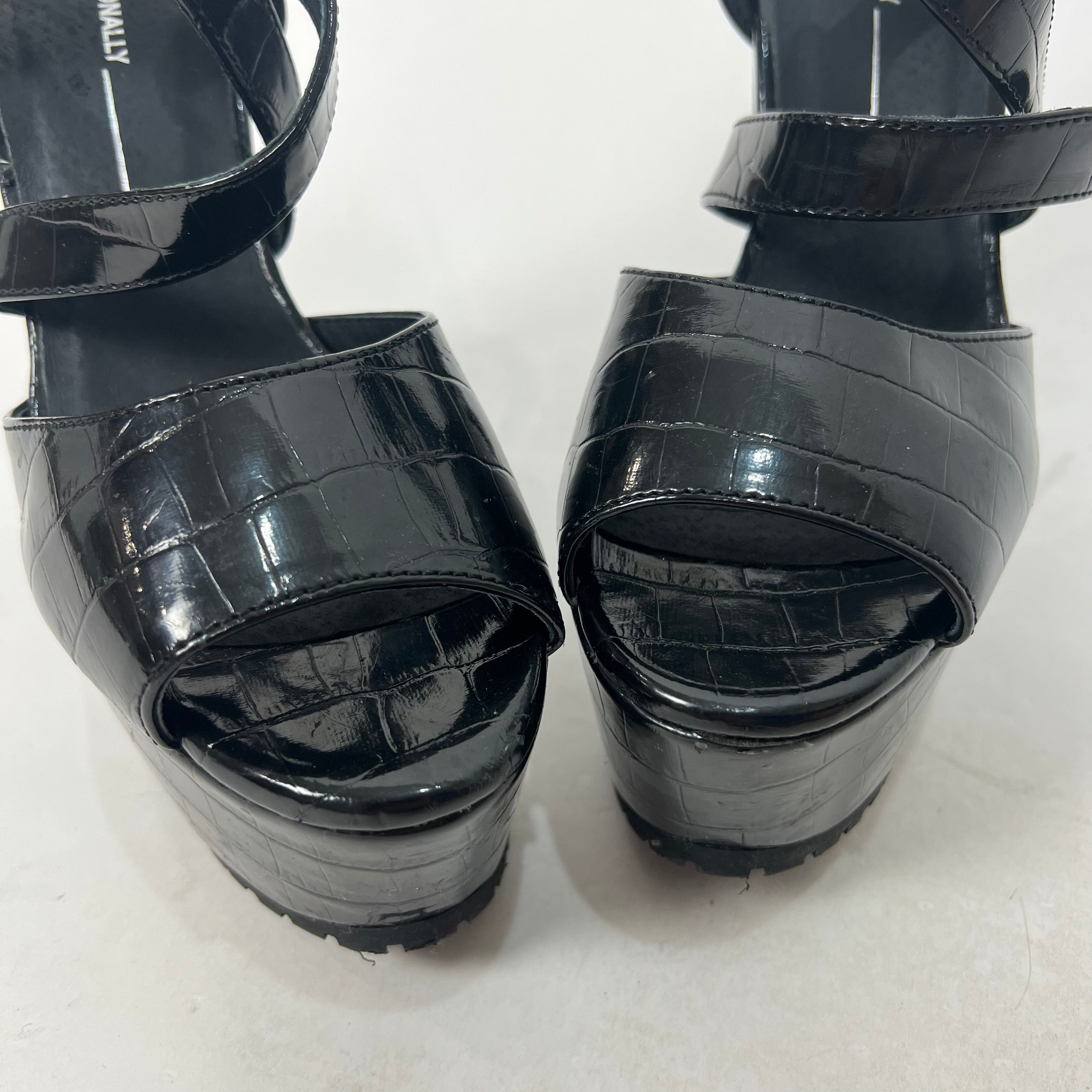 Snake Skin Print Black Platform Heels (8)