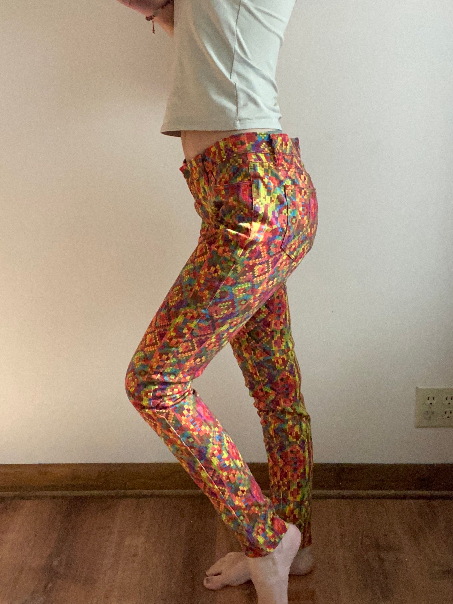 Colorful Aztec pants – Holy Thrift