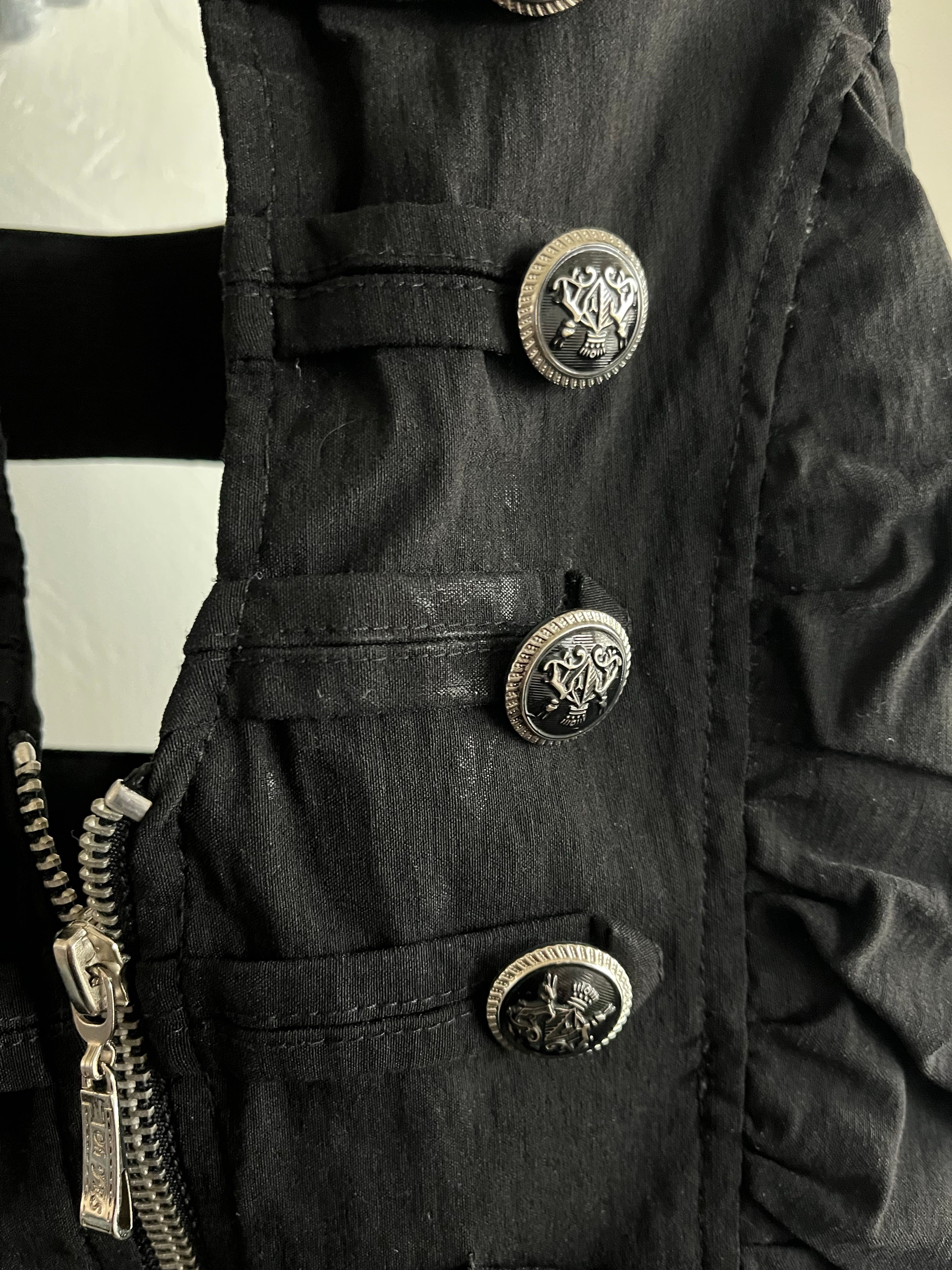 Buttons