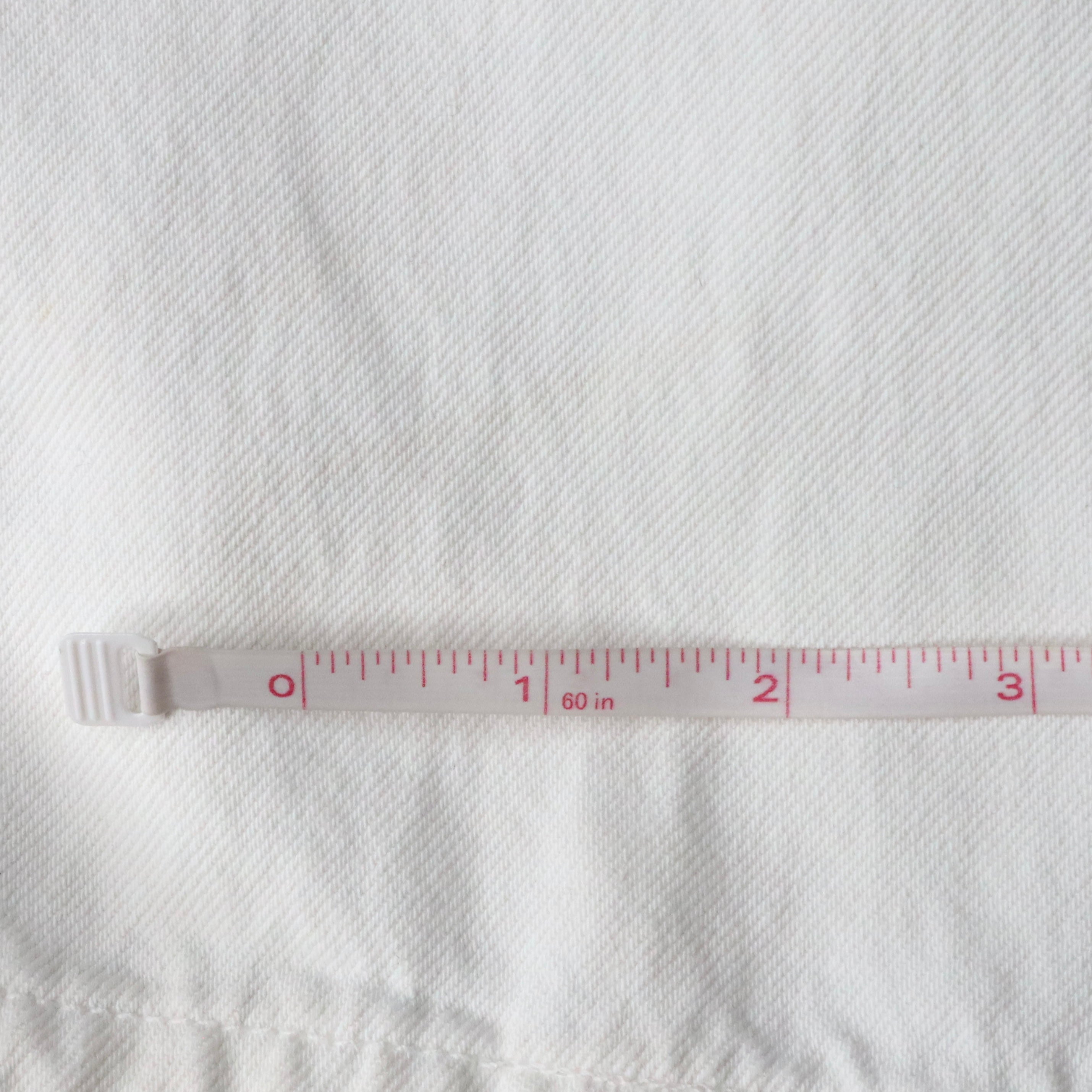 White 501 Levi's Jeans (S-M)