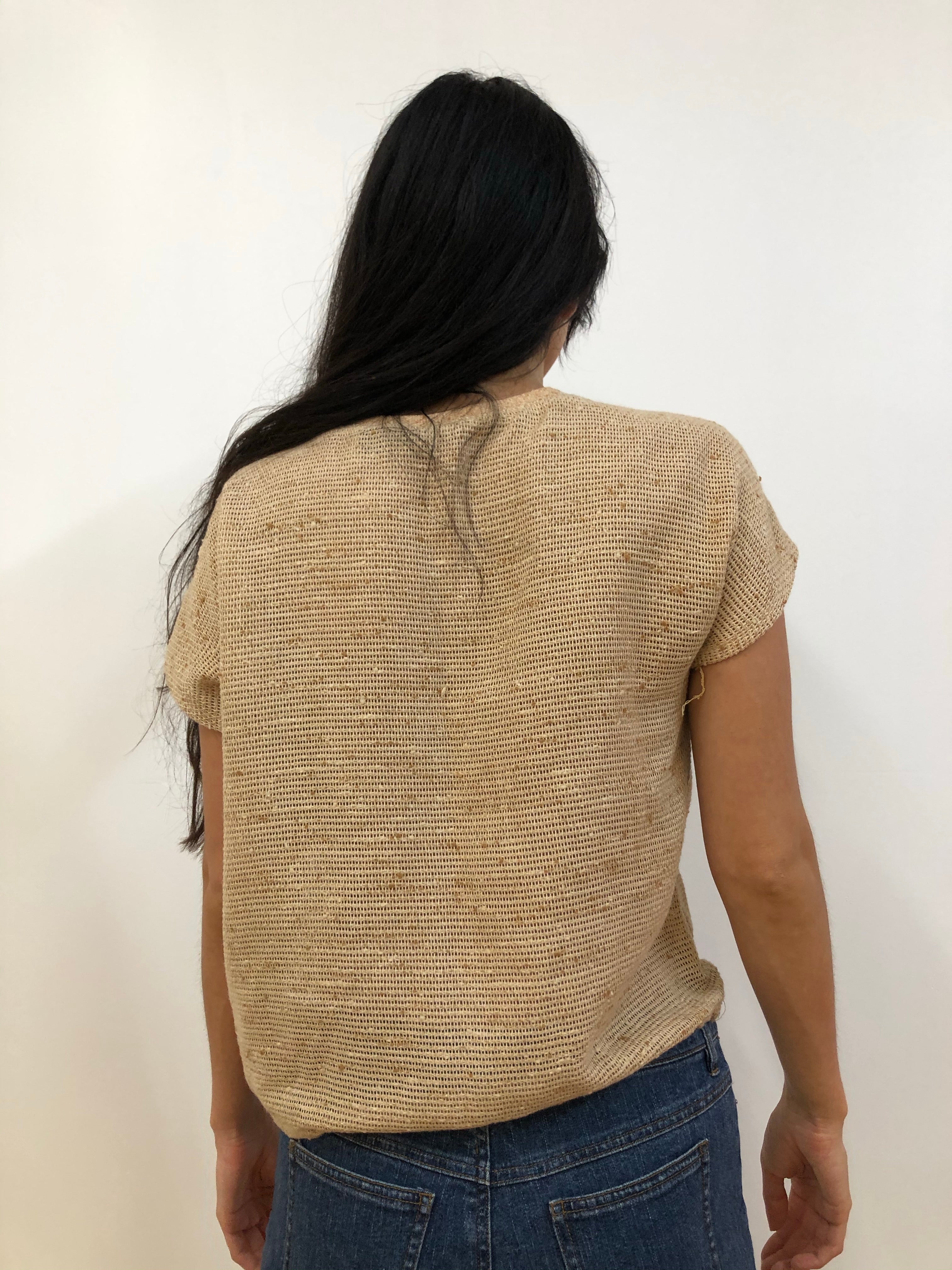 Speckled mesh top