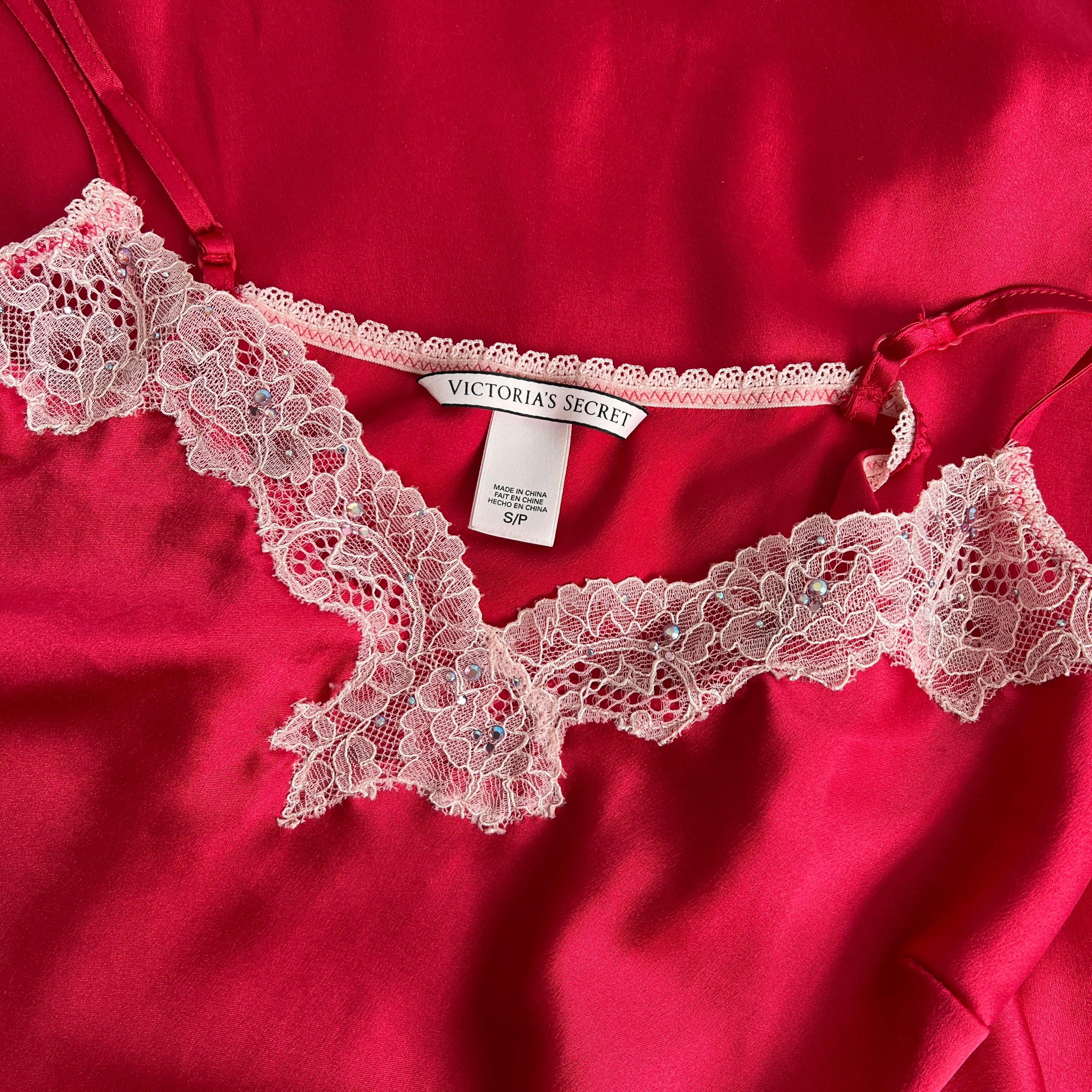 00s hot pink satin slip (S)