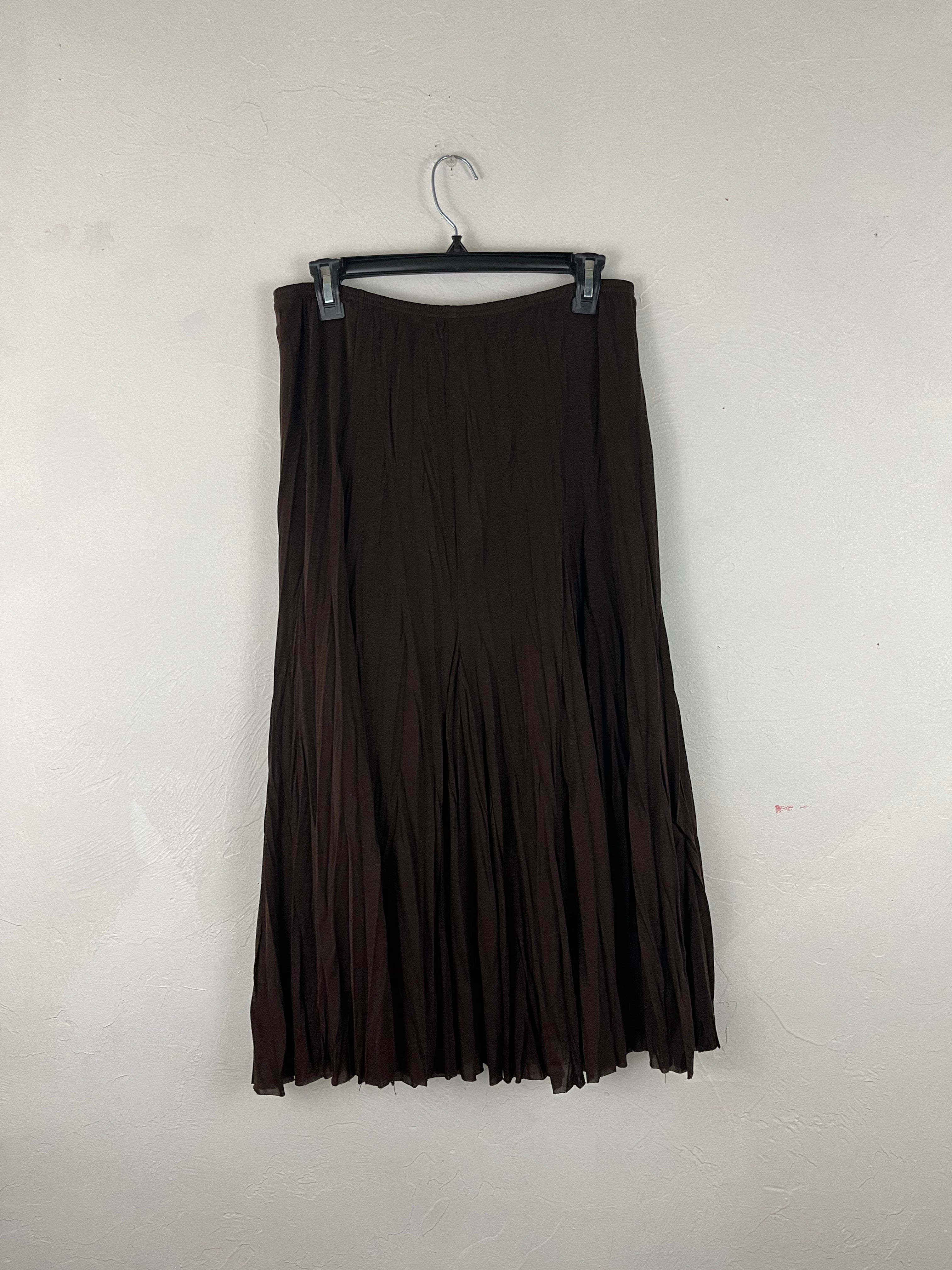 Brown lettuce maxi
