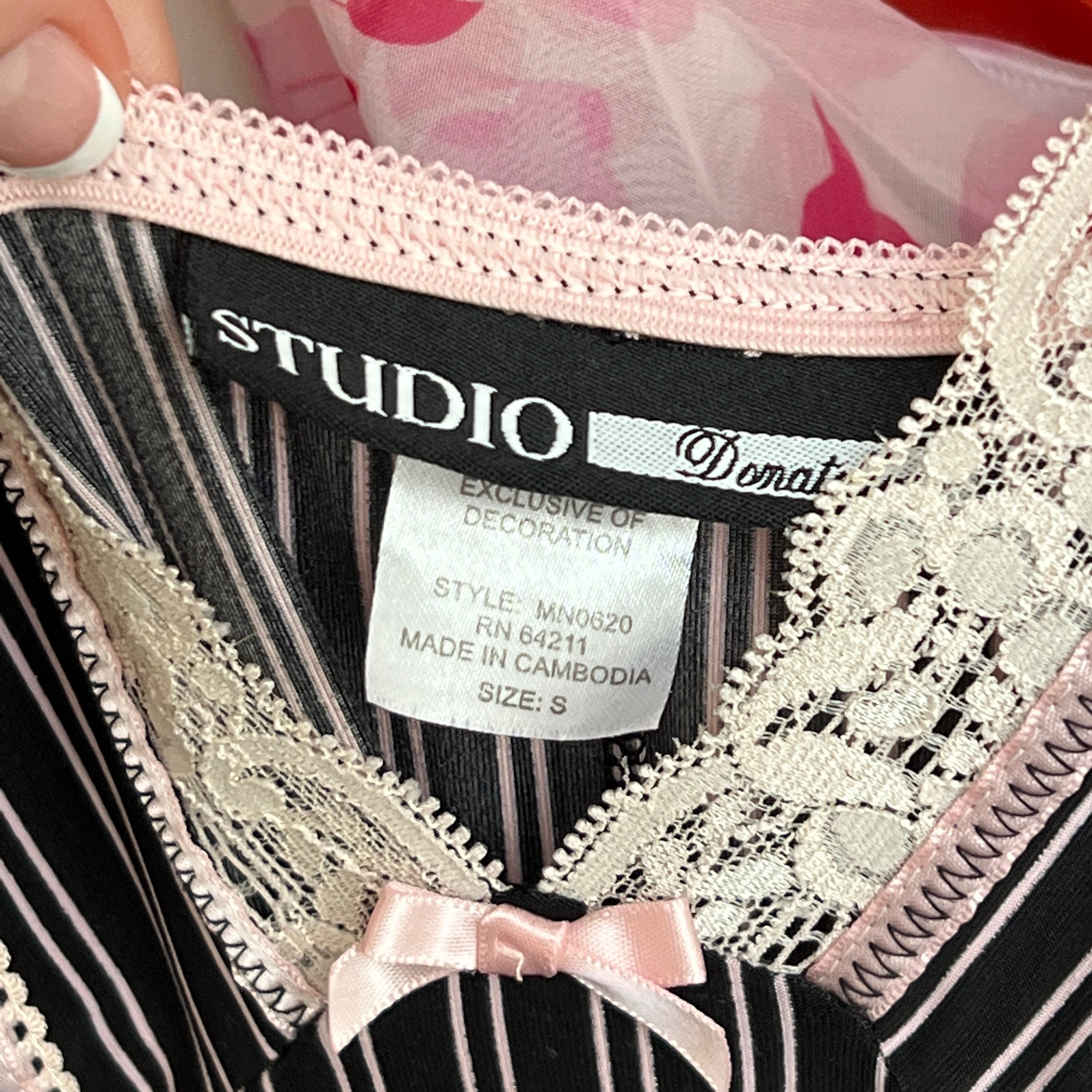 00s pink pinstripe maxi slip (M/L)