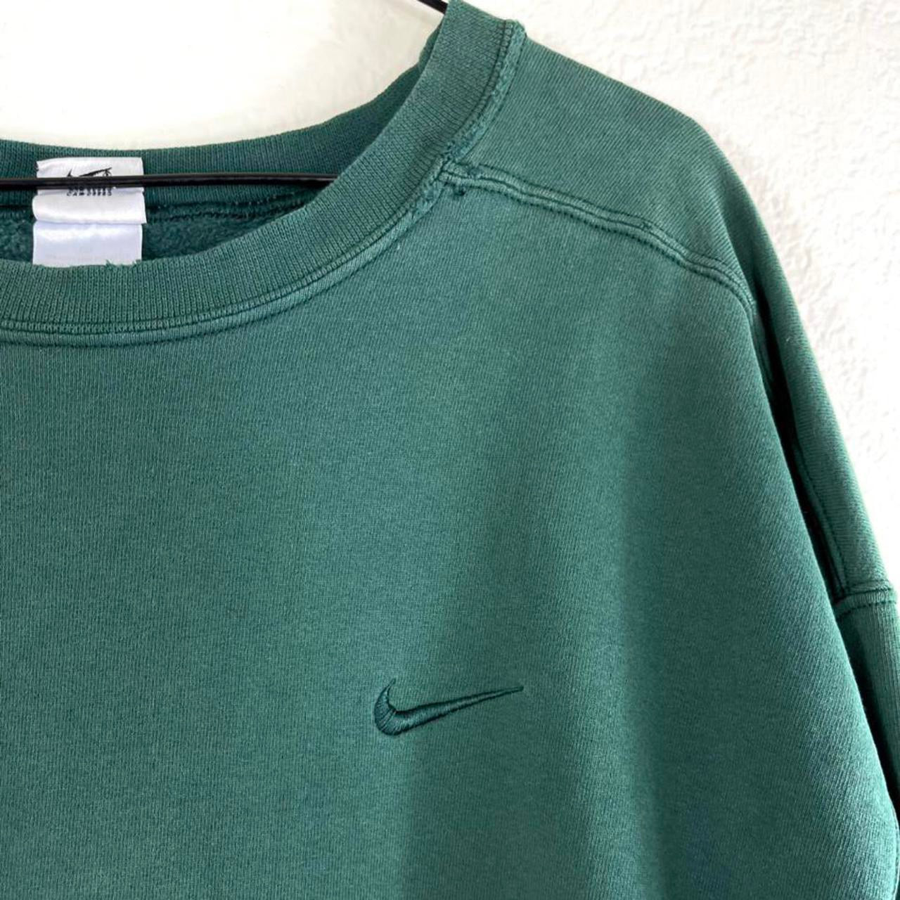 90s crewneck