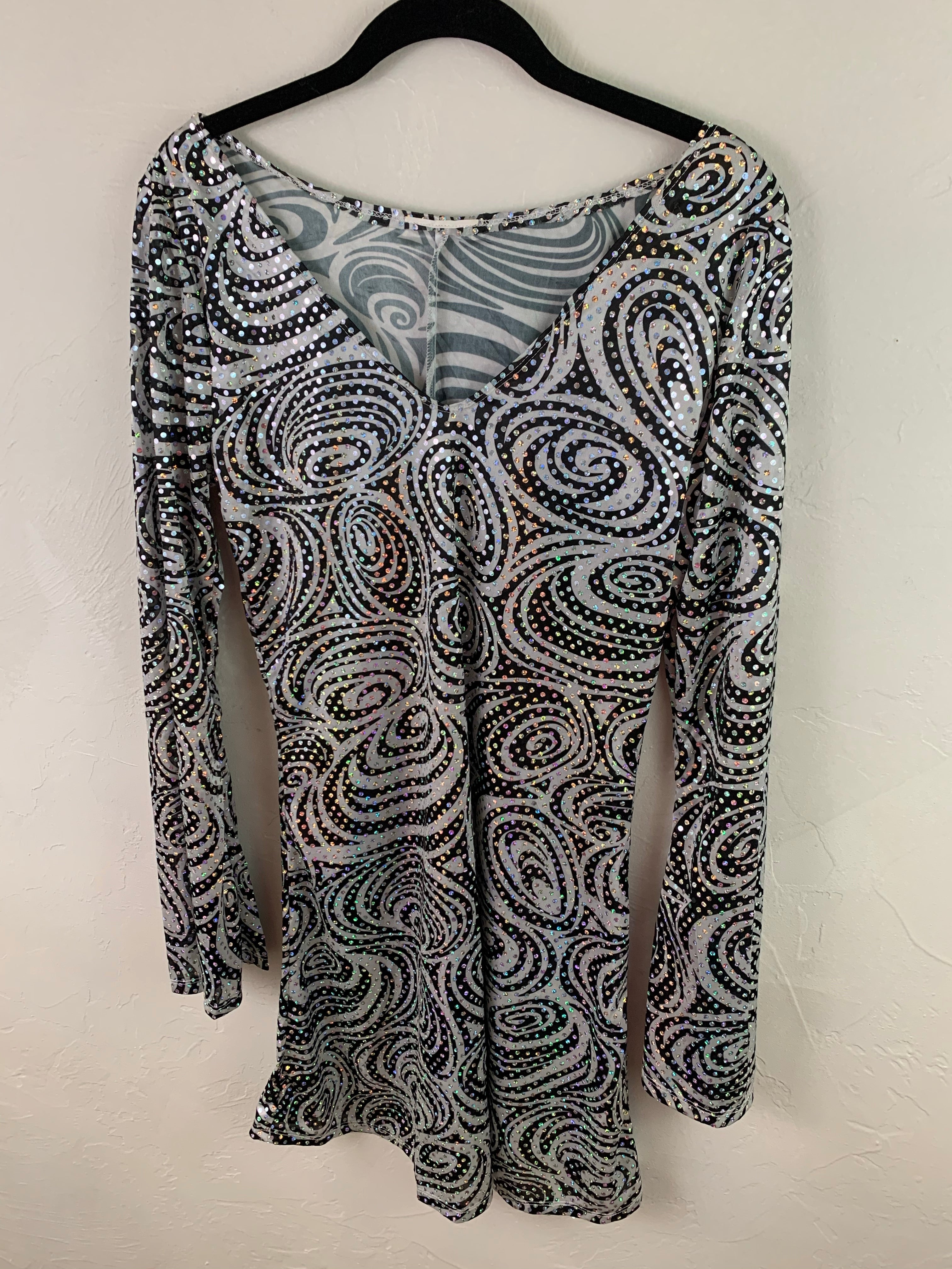 Hypnotic midi dress
