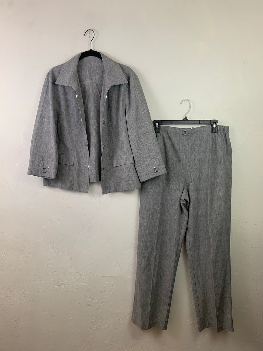 Gray buckled two piece set