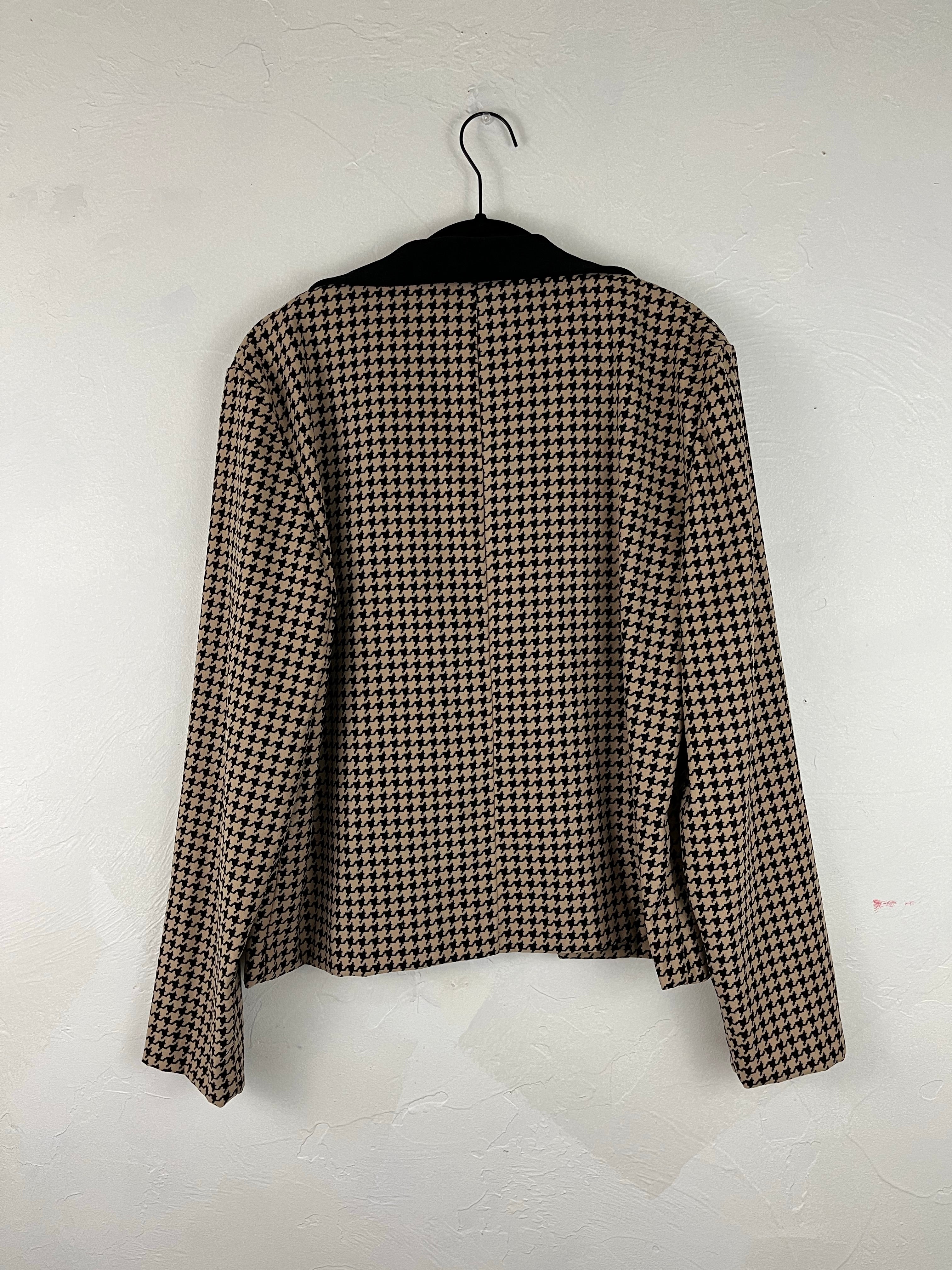 Courtenay zip up