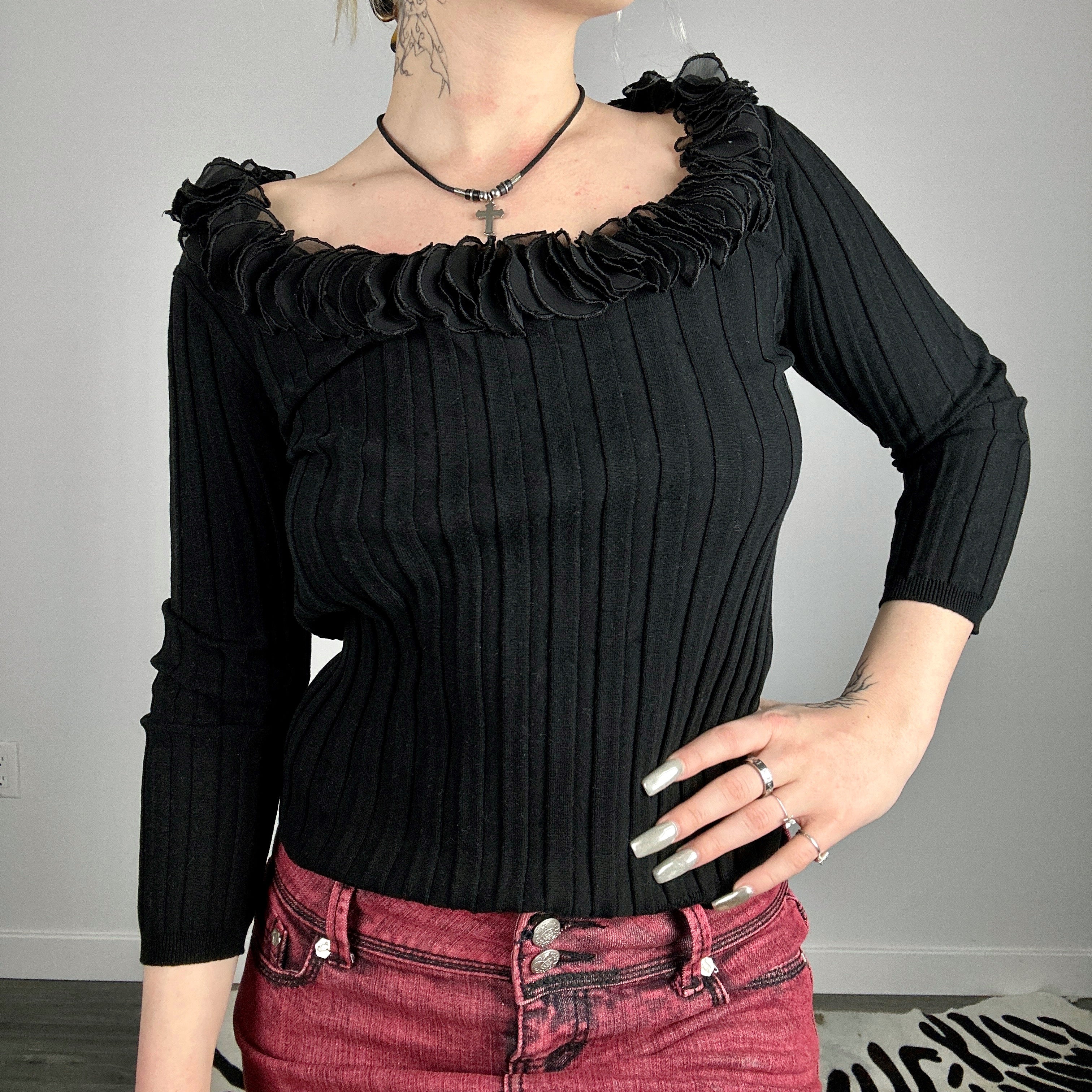 Vintage Ribbed Ruffle Neckline Blouse