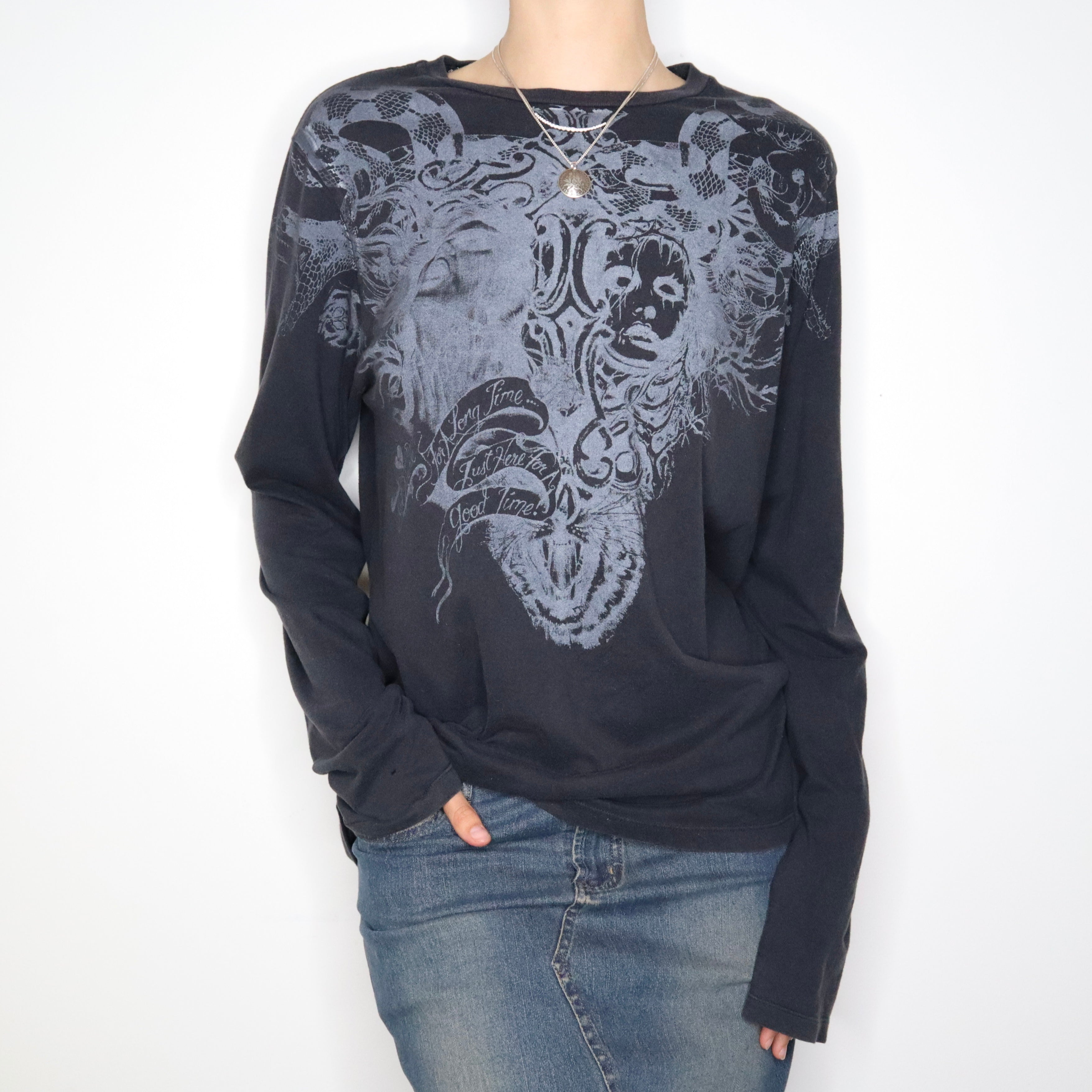 Grunge Graphic Long Sleeve Tee (Large) 