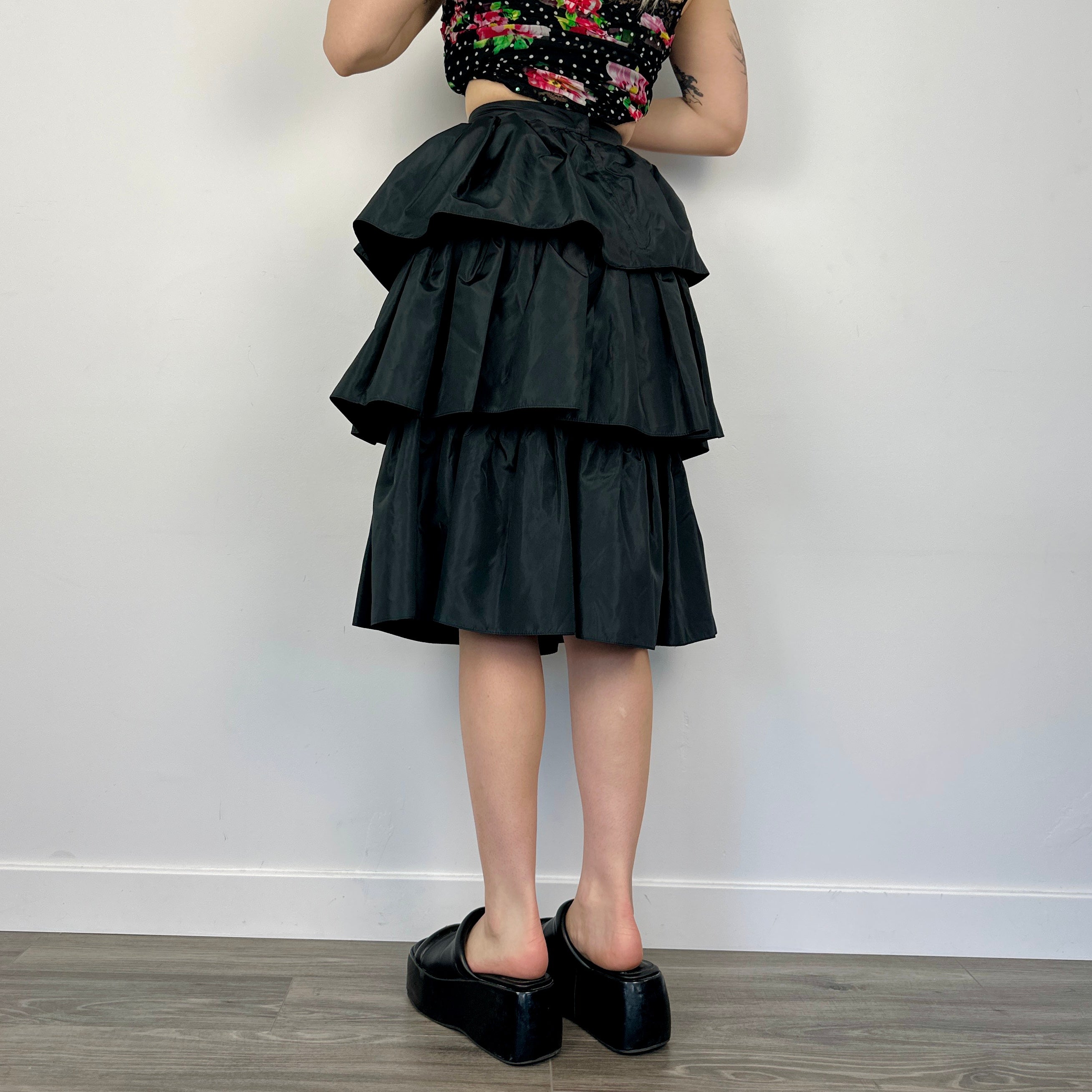 Vintage Ruffle Midi Skirt (XS)