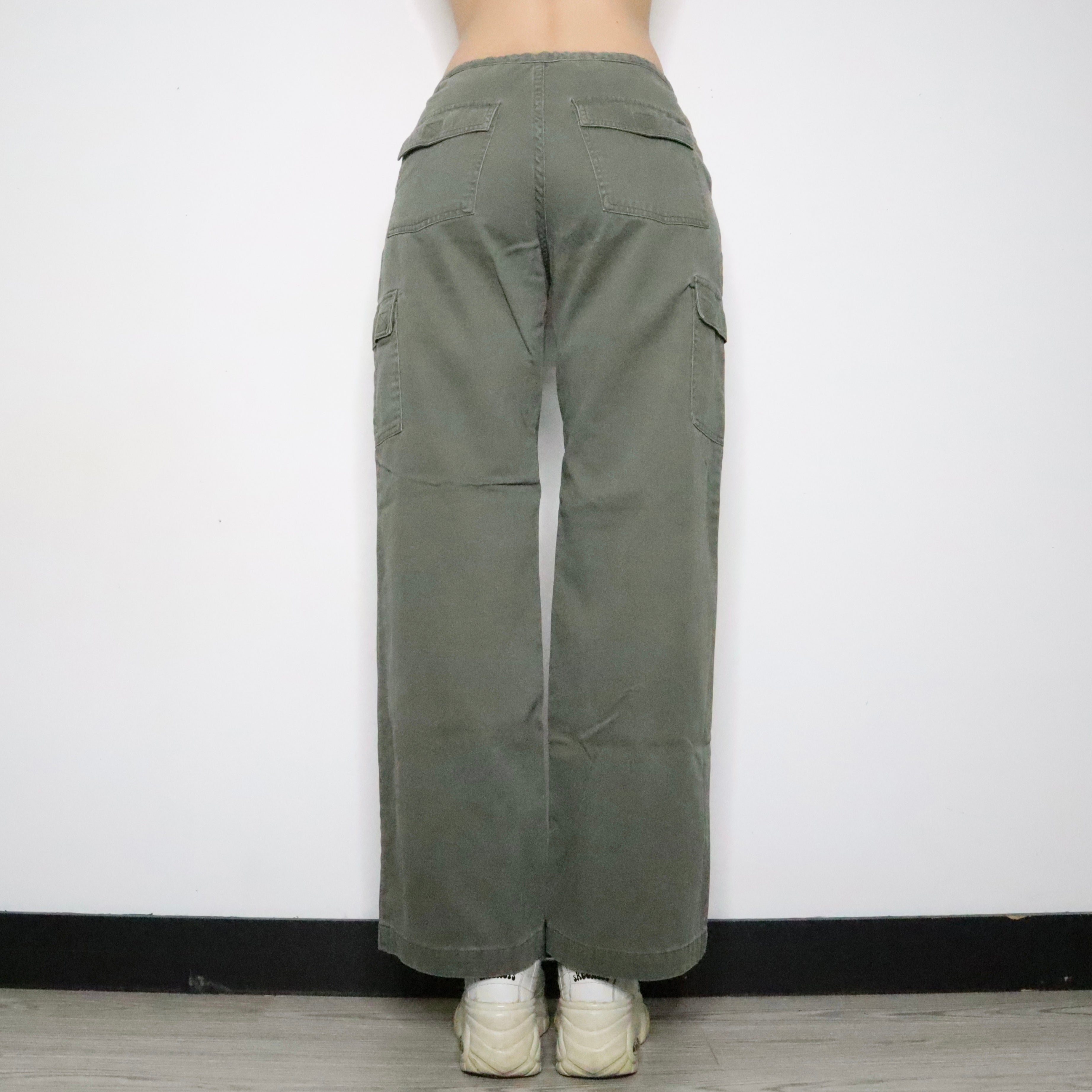 Levi's Green Cargo Pants (S-M)