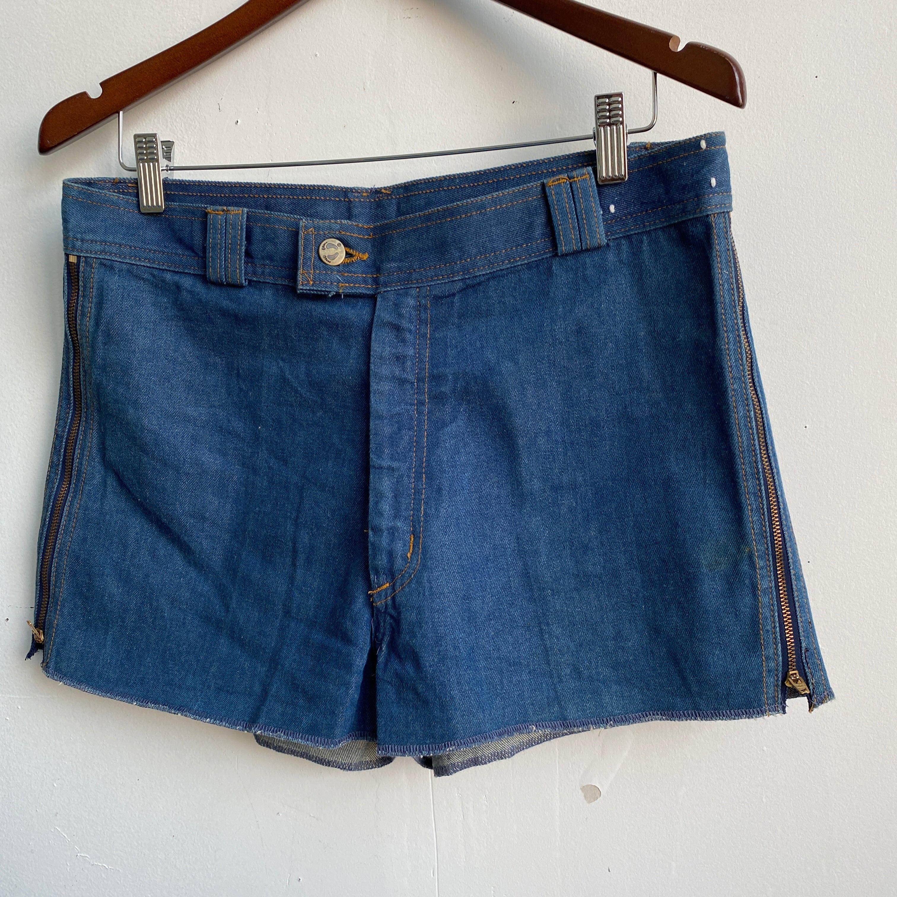 90s zipper slit denim short
