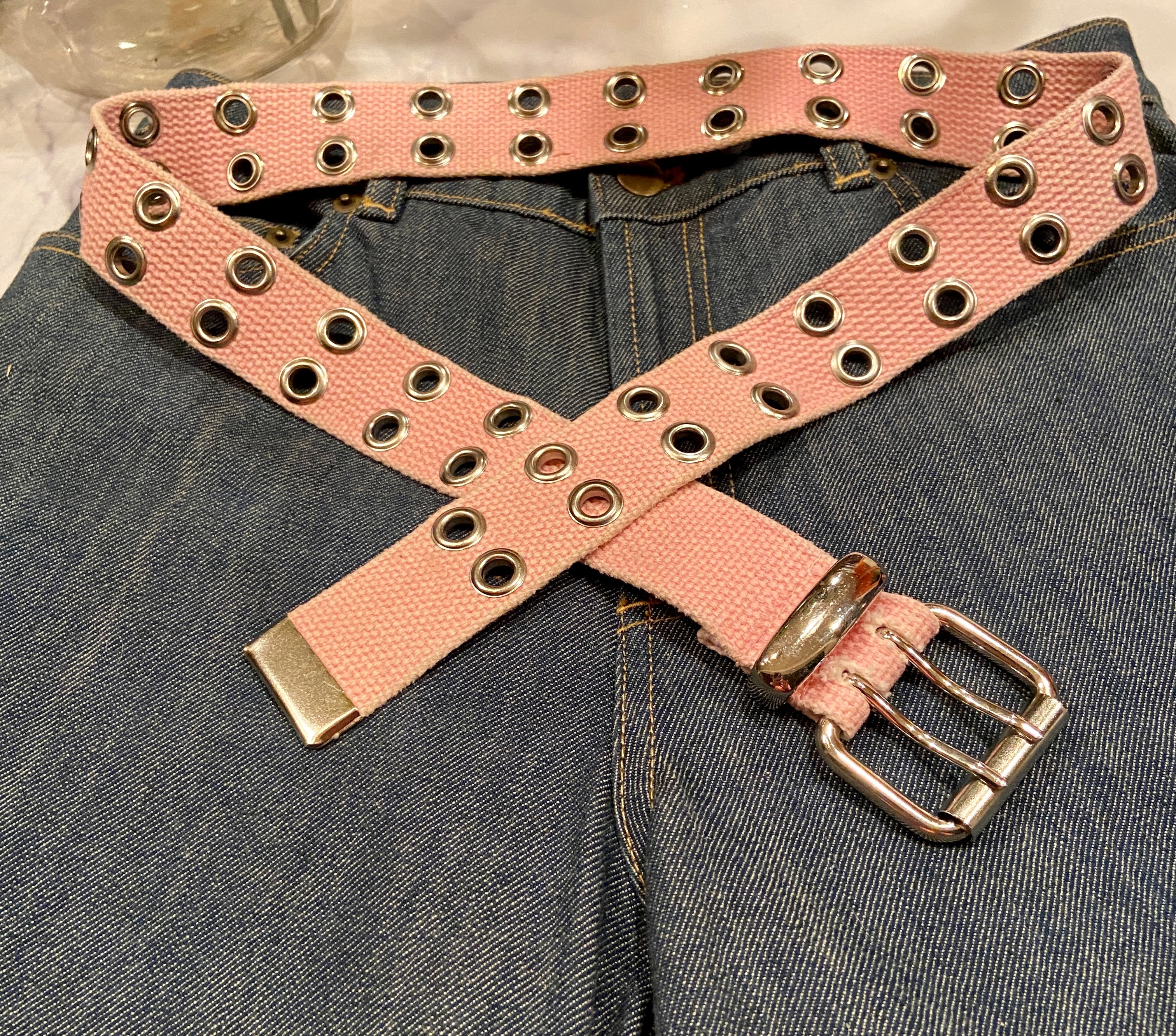 Pinky belts