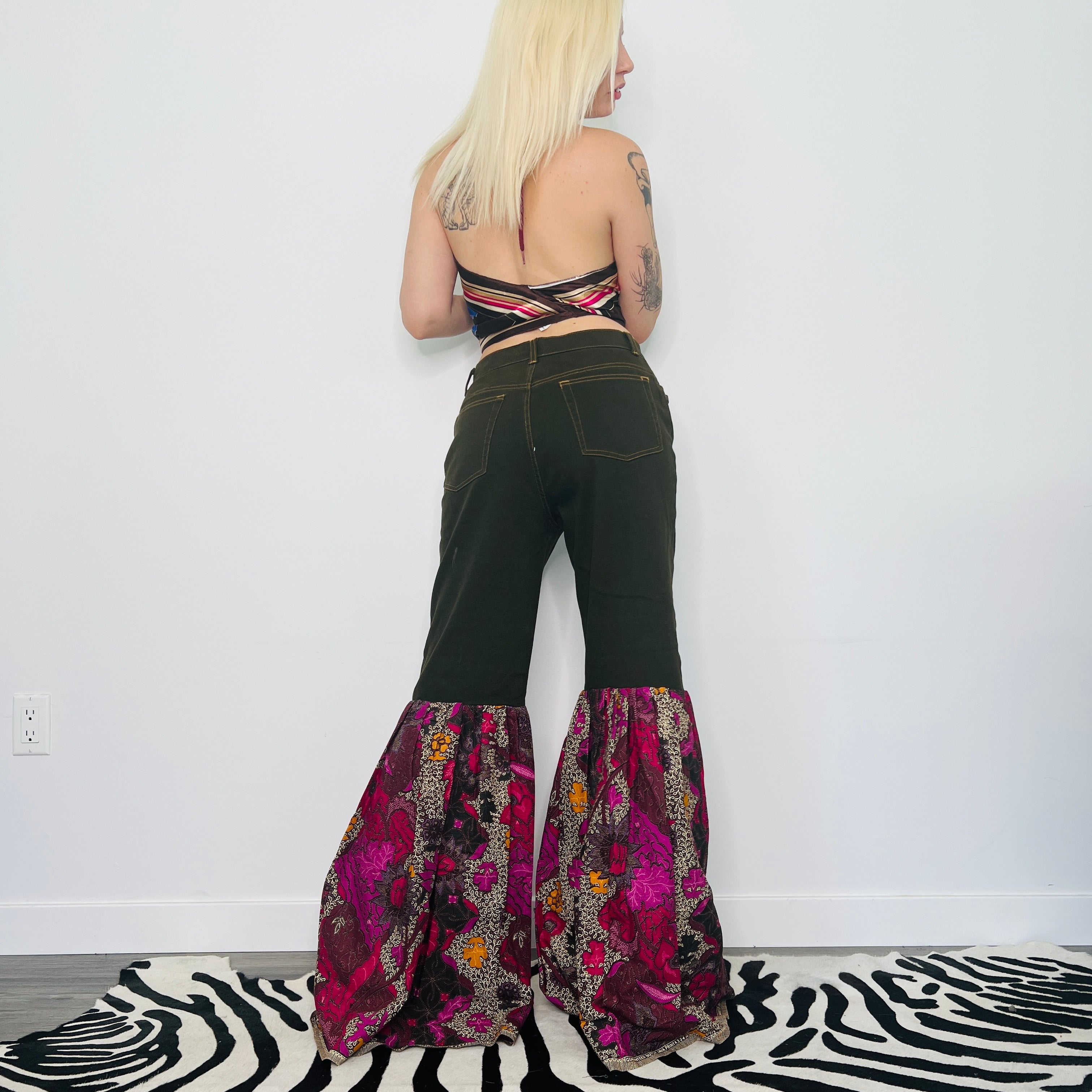 1/1 Bellbottom Megaflares