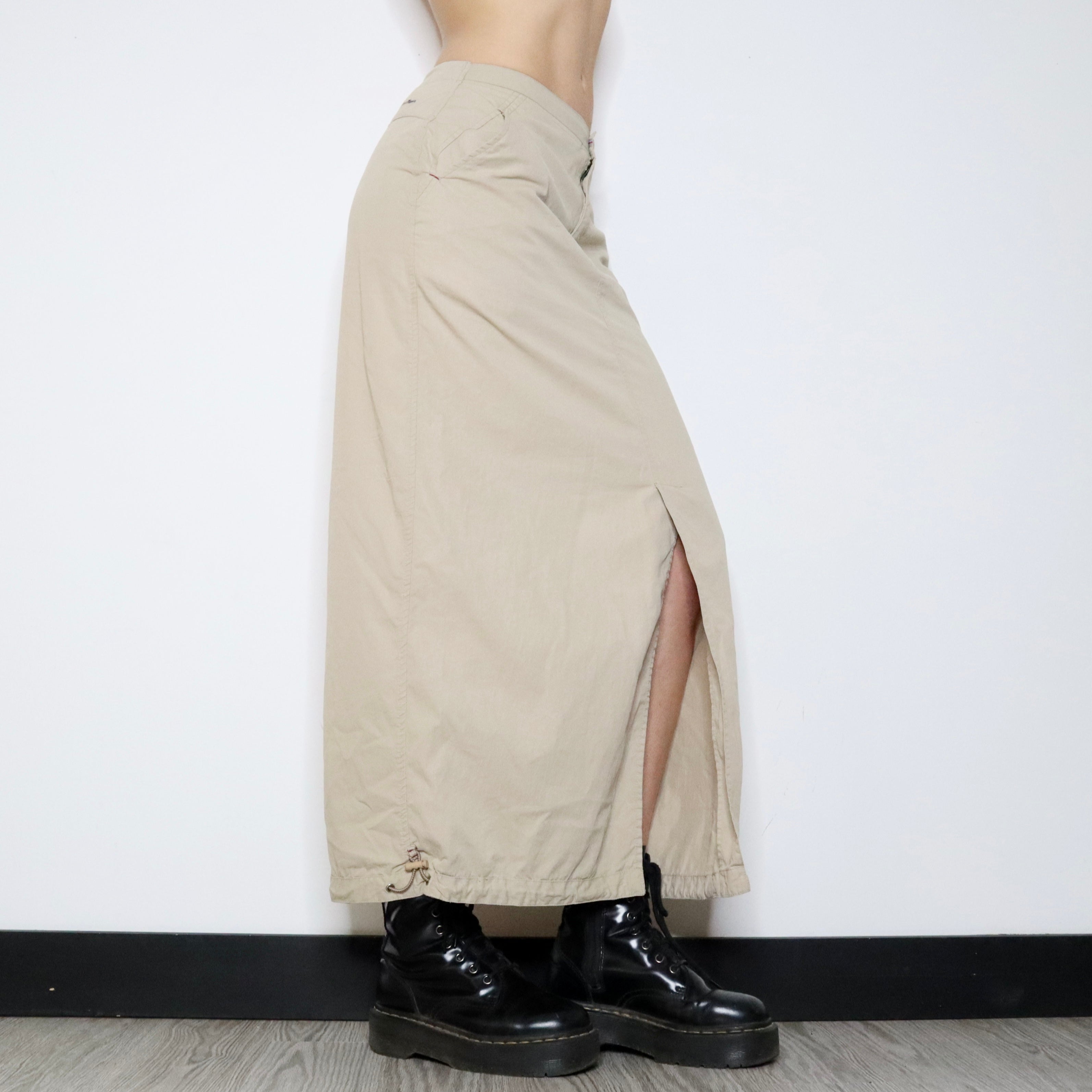90s Beige Cargo Maxi Skirt (S/M)