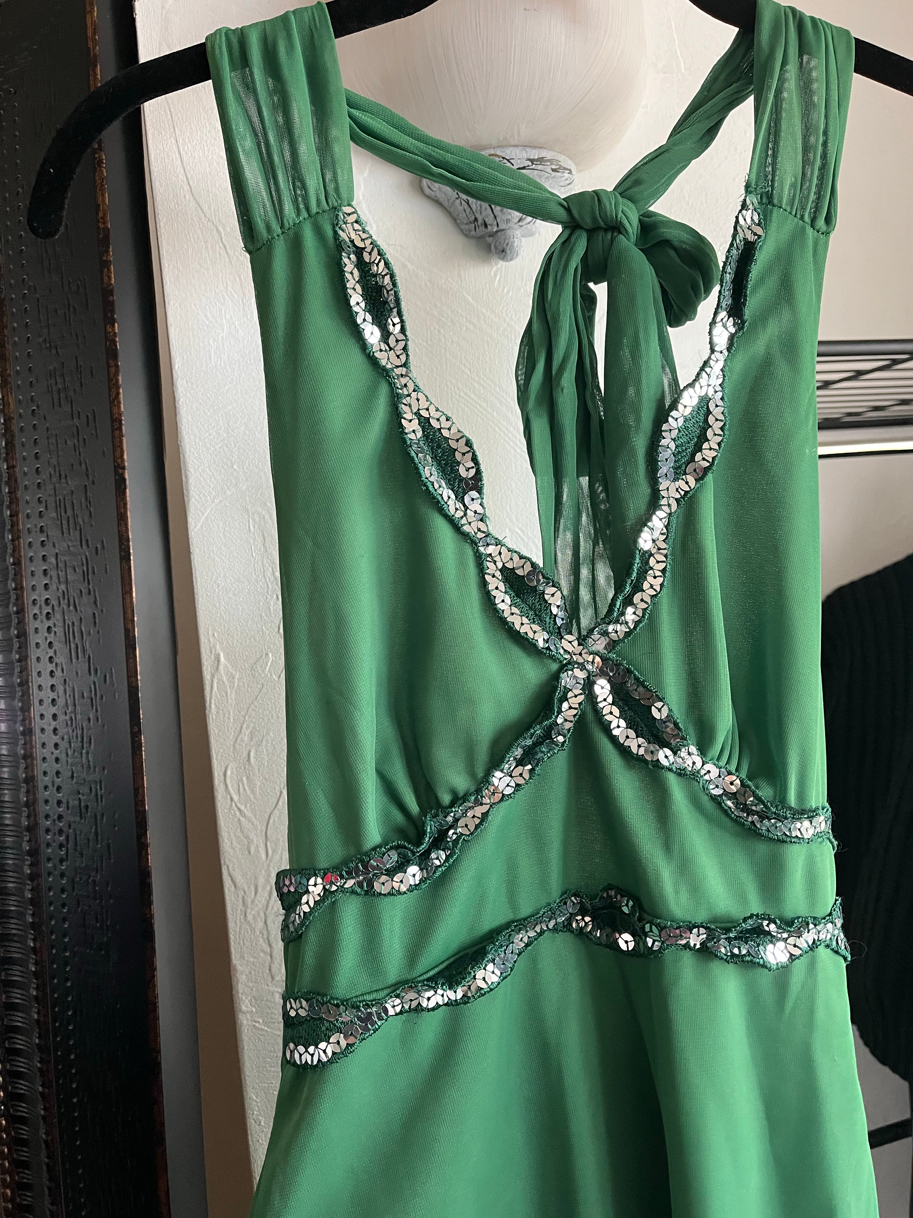 Wear your greens 2000s halter