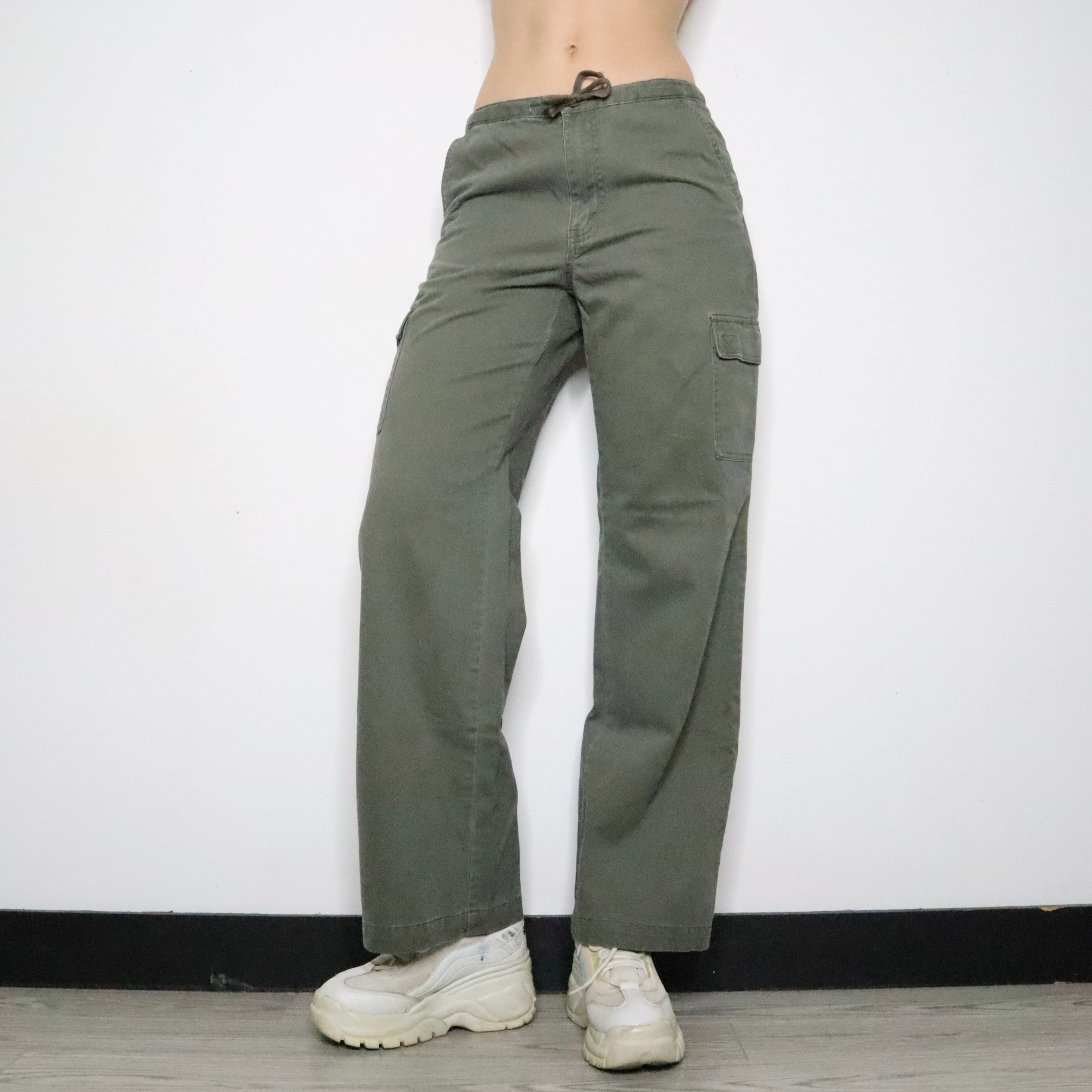 Levi's Green Cargo Pants (S-M)