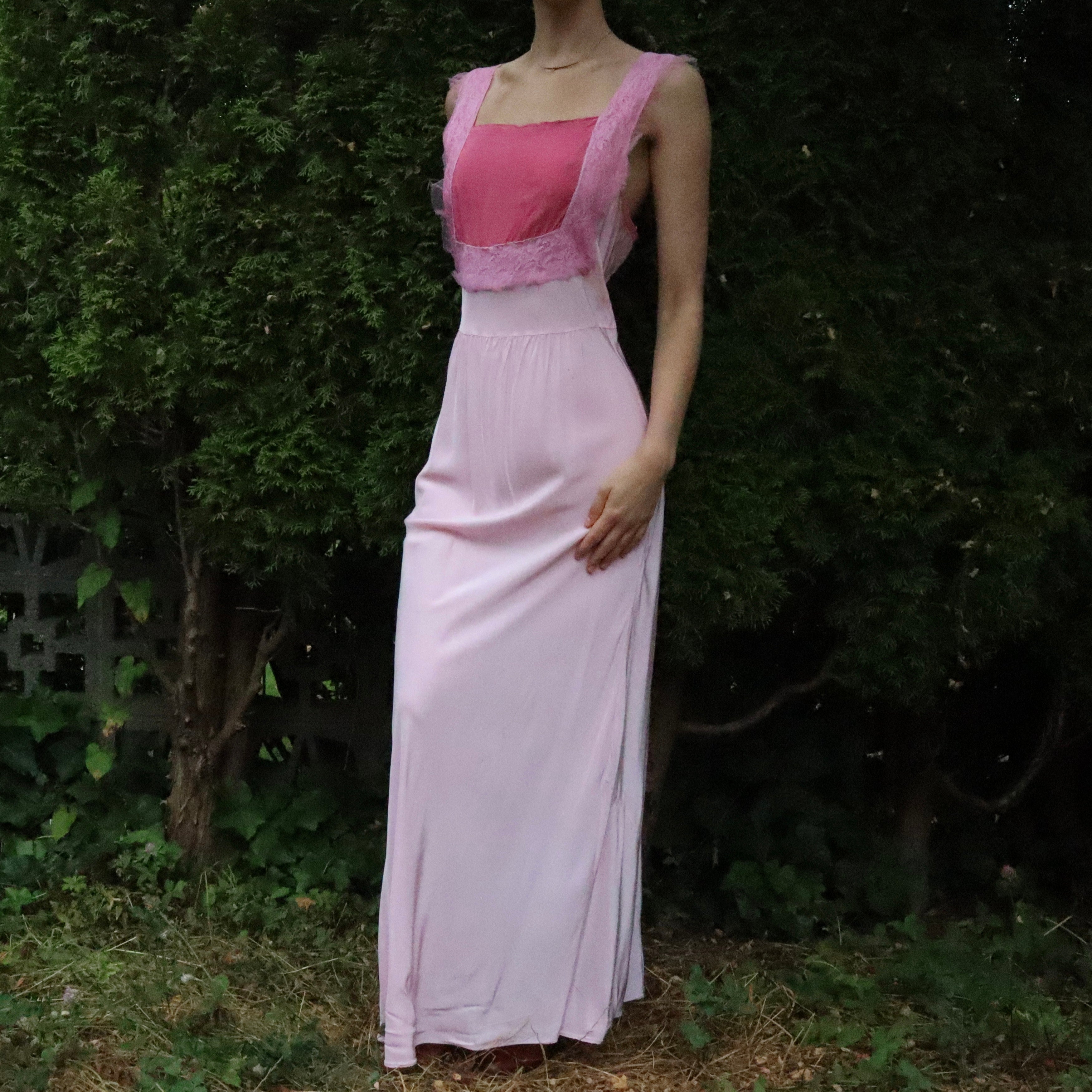 Antique Light Pink Nightgown (M-L)