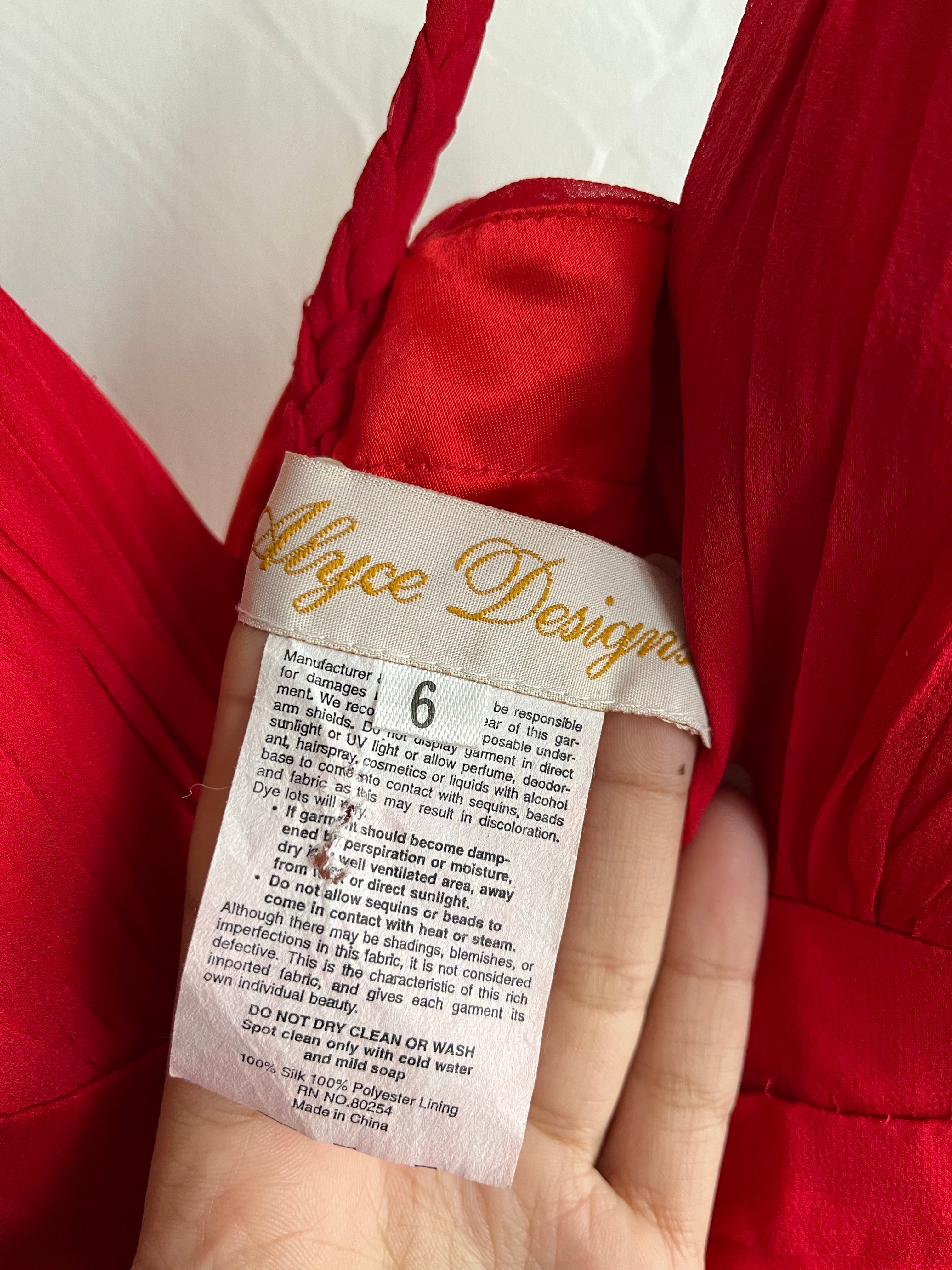Red lipstick vintage midi - size 6