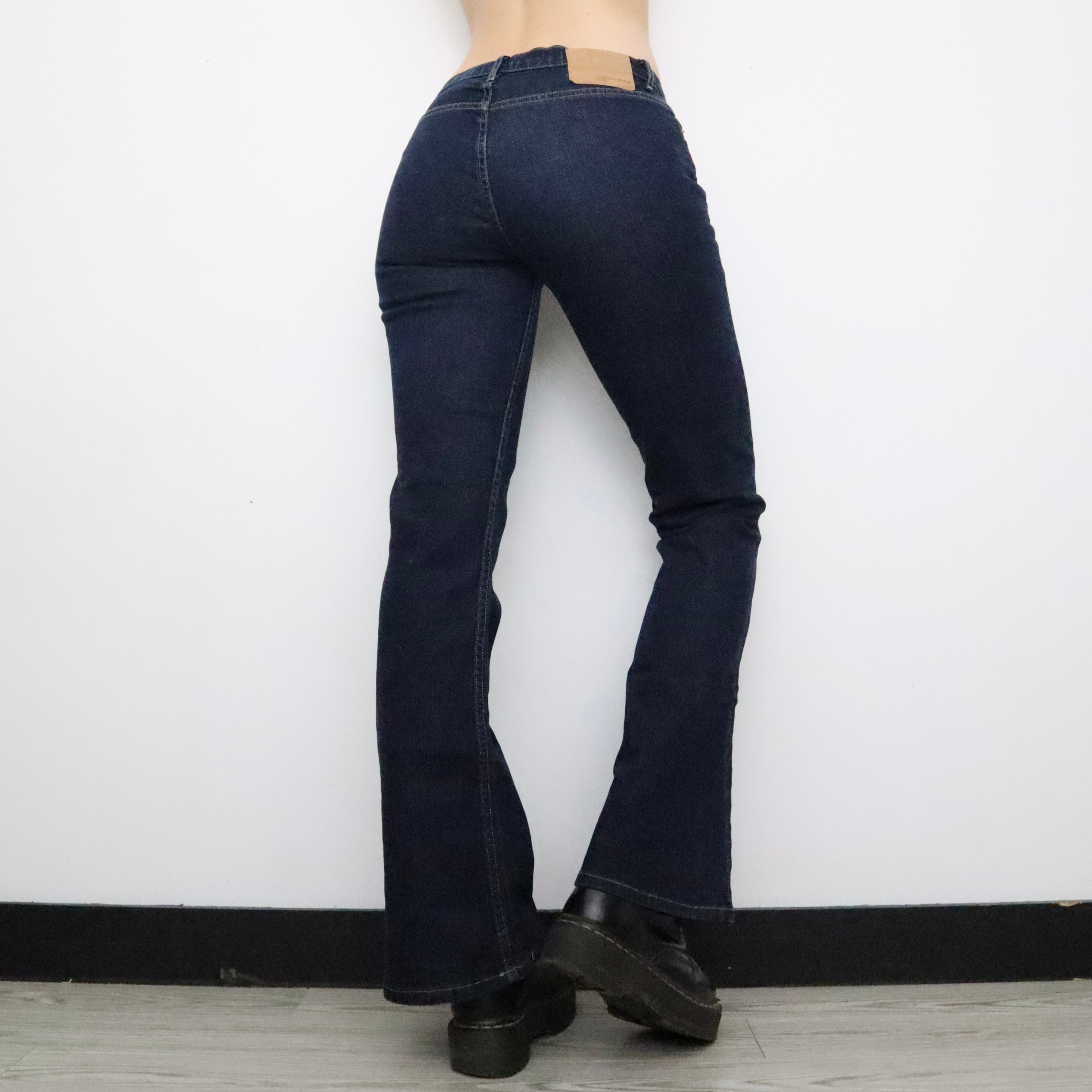 Guess Flare Jeans (S-M)