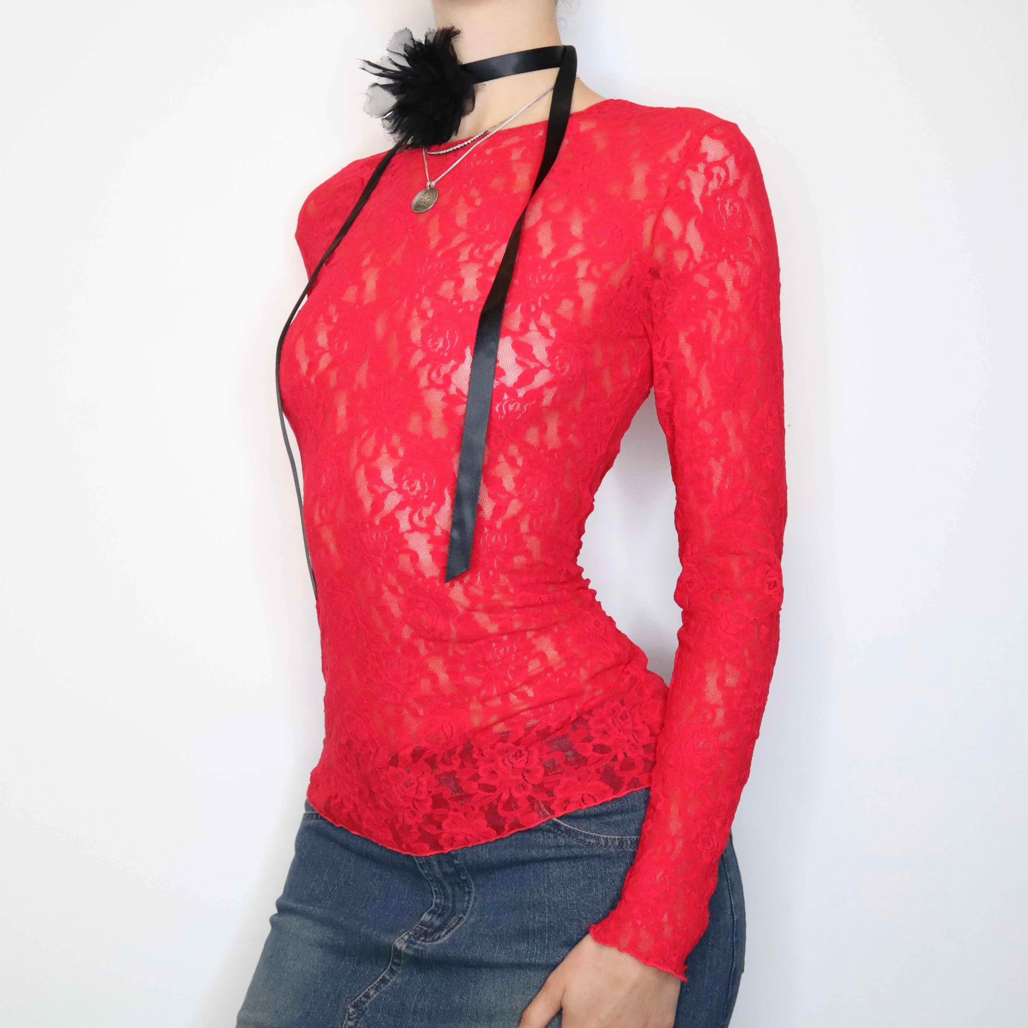 Red Rose Lace Long Sleeve (Medium)