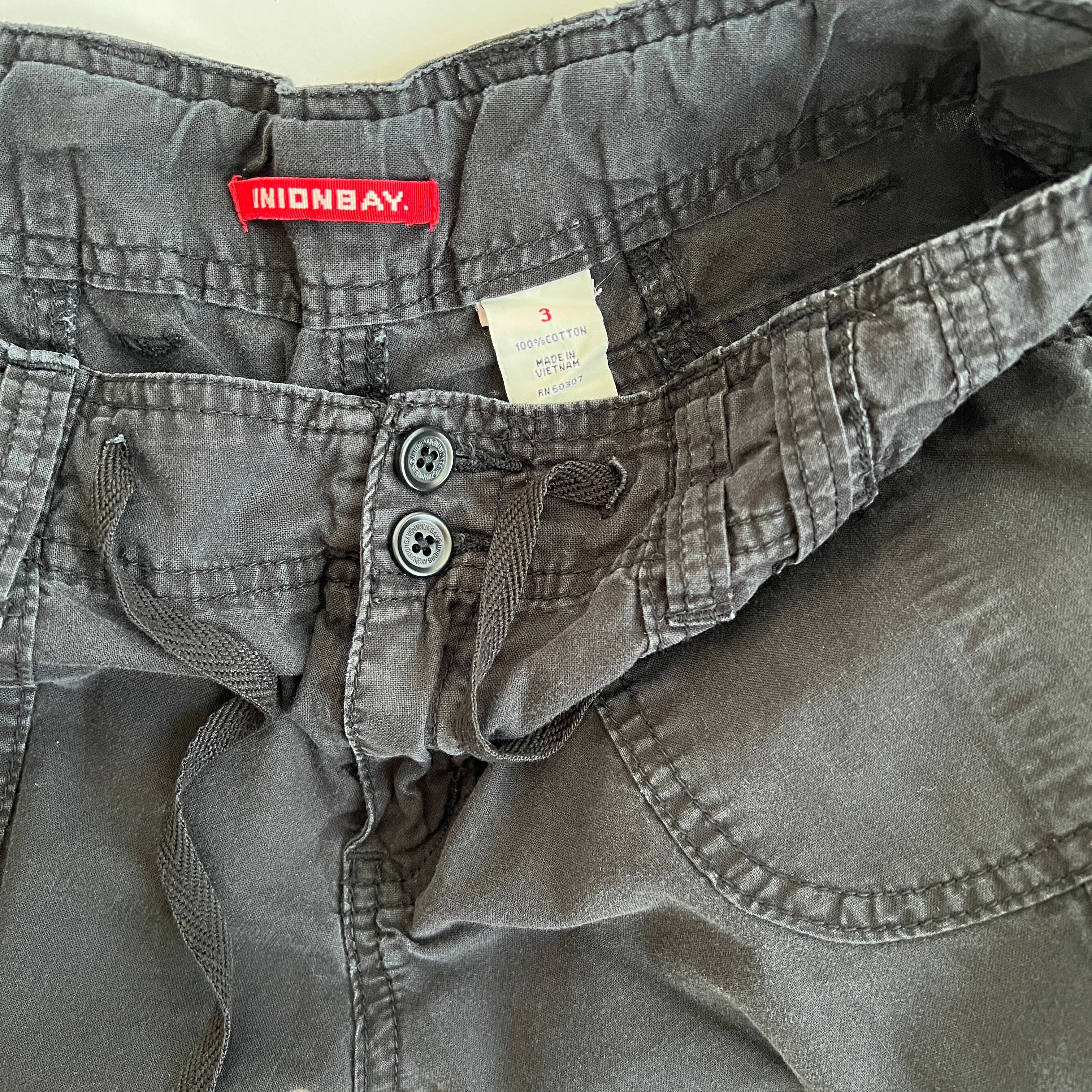 00s black cargo pants