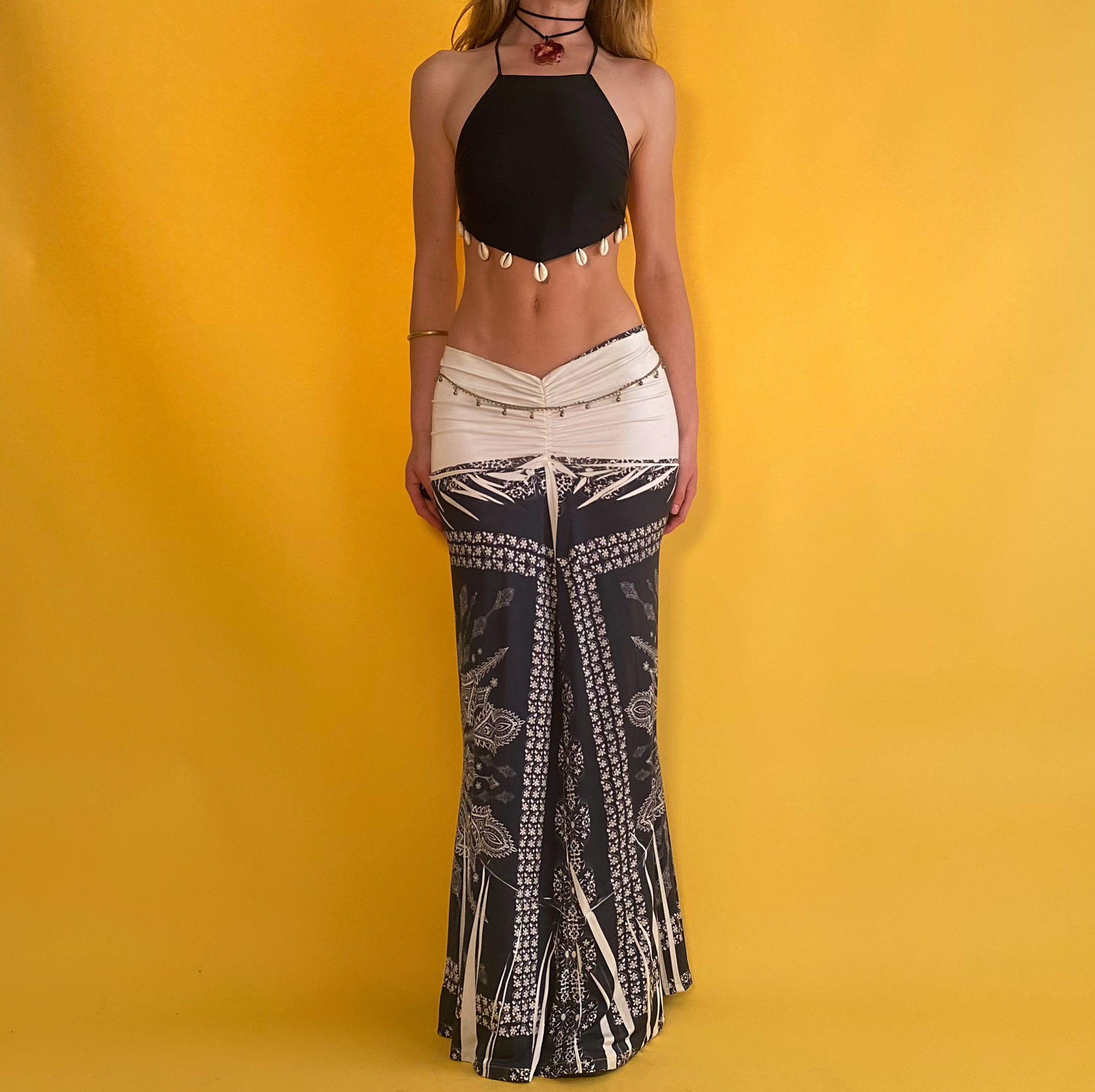 Low Rise Scrunch Maxi Skirt - Medium