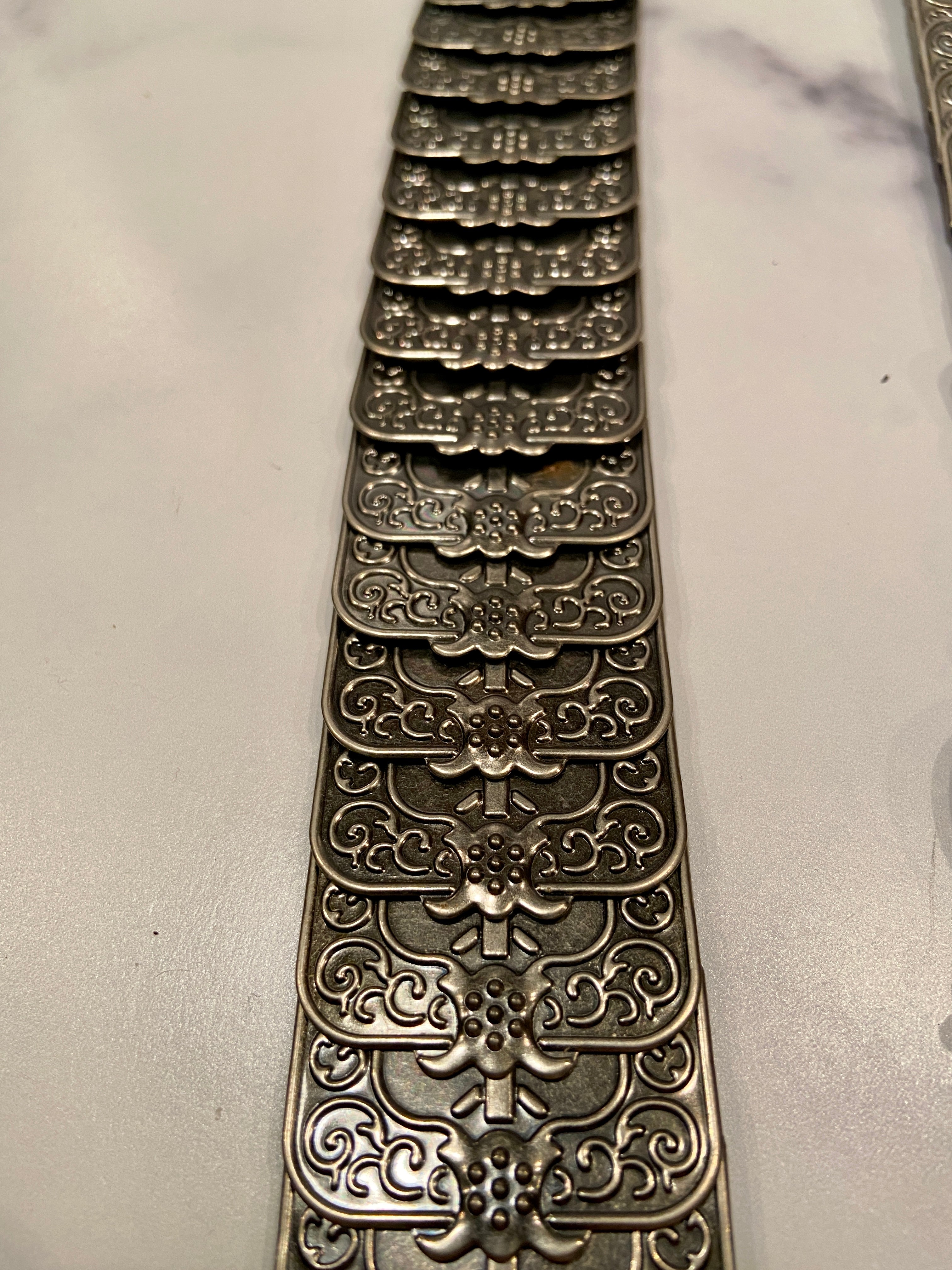 Vintage Romantic Metal Elastic Belt