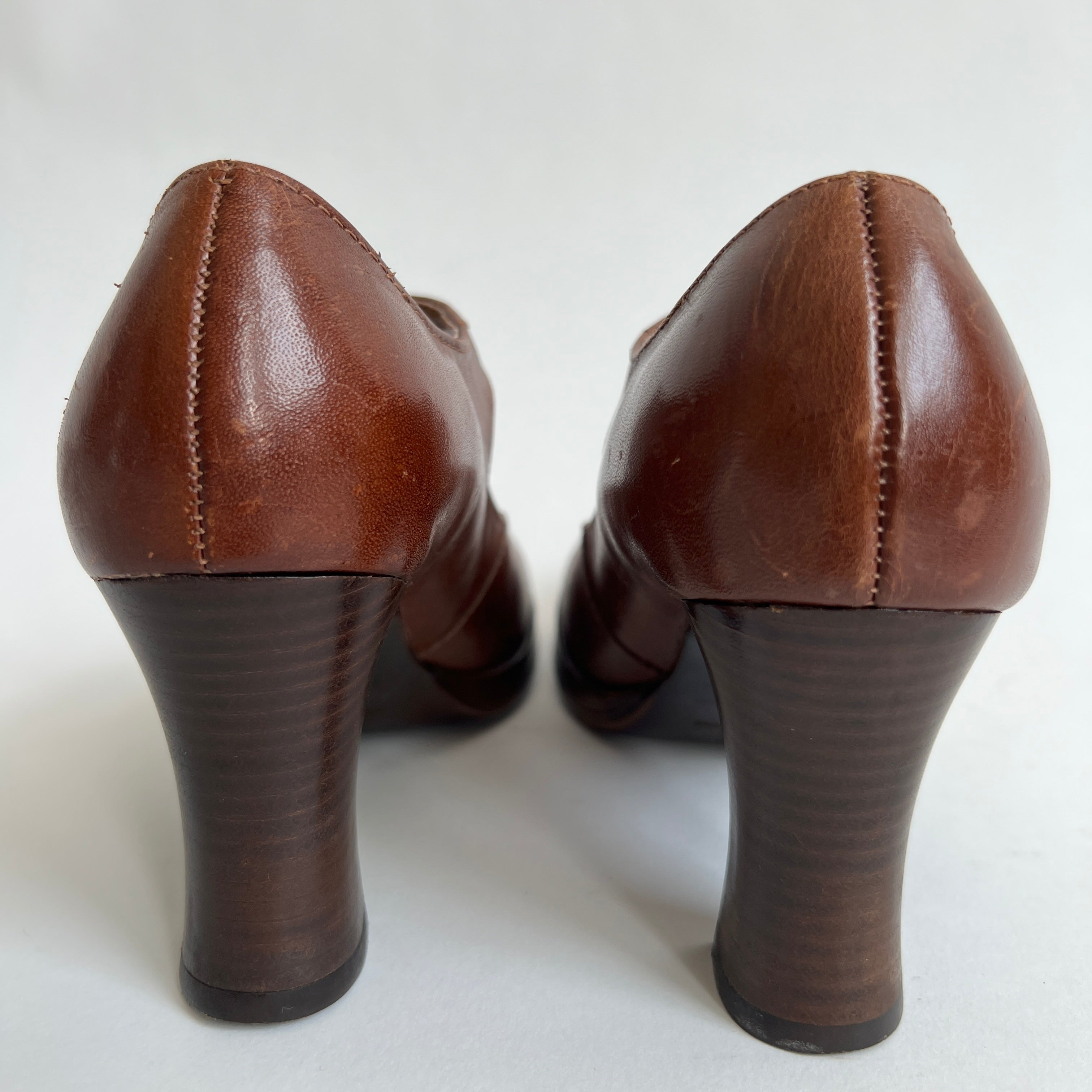 90s leather Mary Janes sz 6